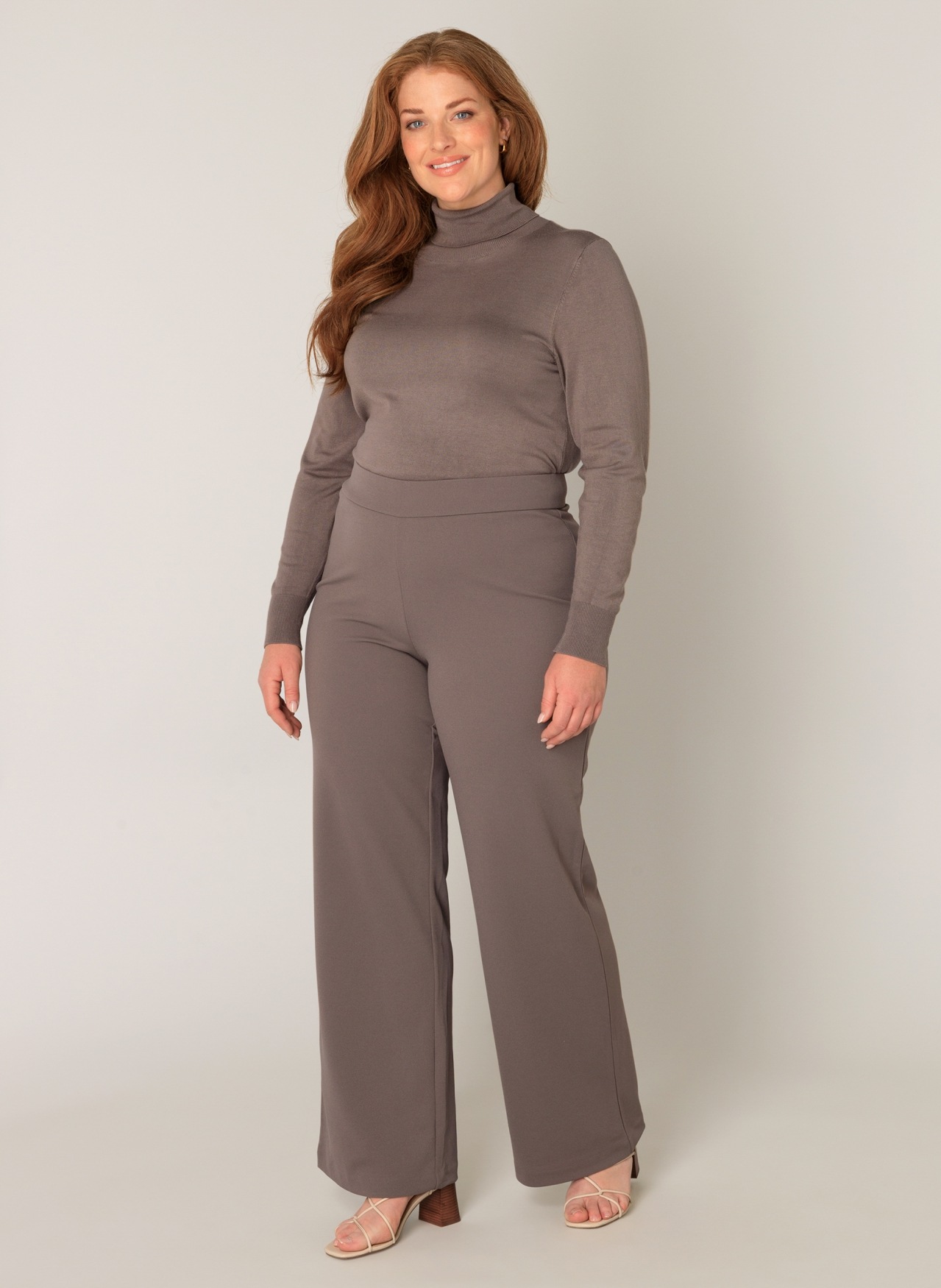 Treggings BASE LEVEL CURVY "Arah", Damen, Gr. 58 (60), Länge 32, grau (schwarz taupe), Web, Obermaterial: 97% Polyester, 3% Elasthan, unifarben, loose fit extralang, Hosen Treggings, mit elastischem Bund 3