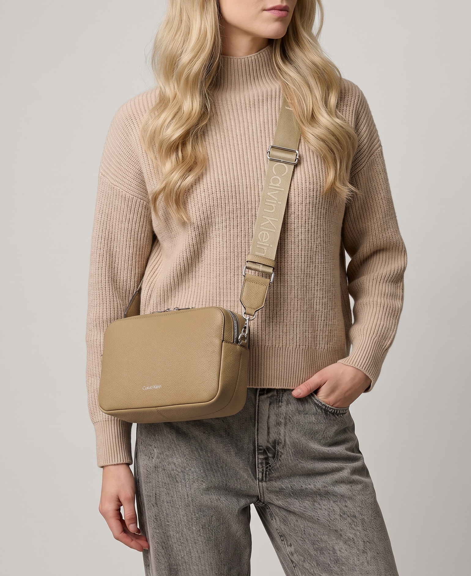 Calvin Klein Umhängetasche »WEBBING 2X STRAP LG CAMERA BAG« Damen Handtasche, Schultertasche