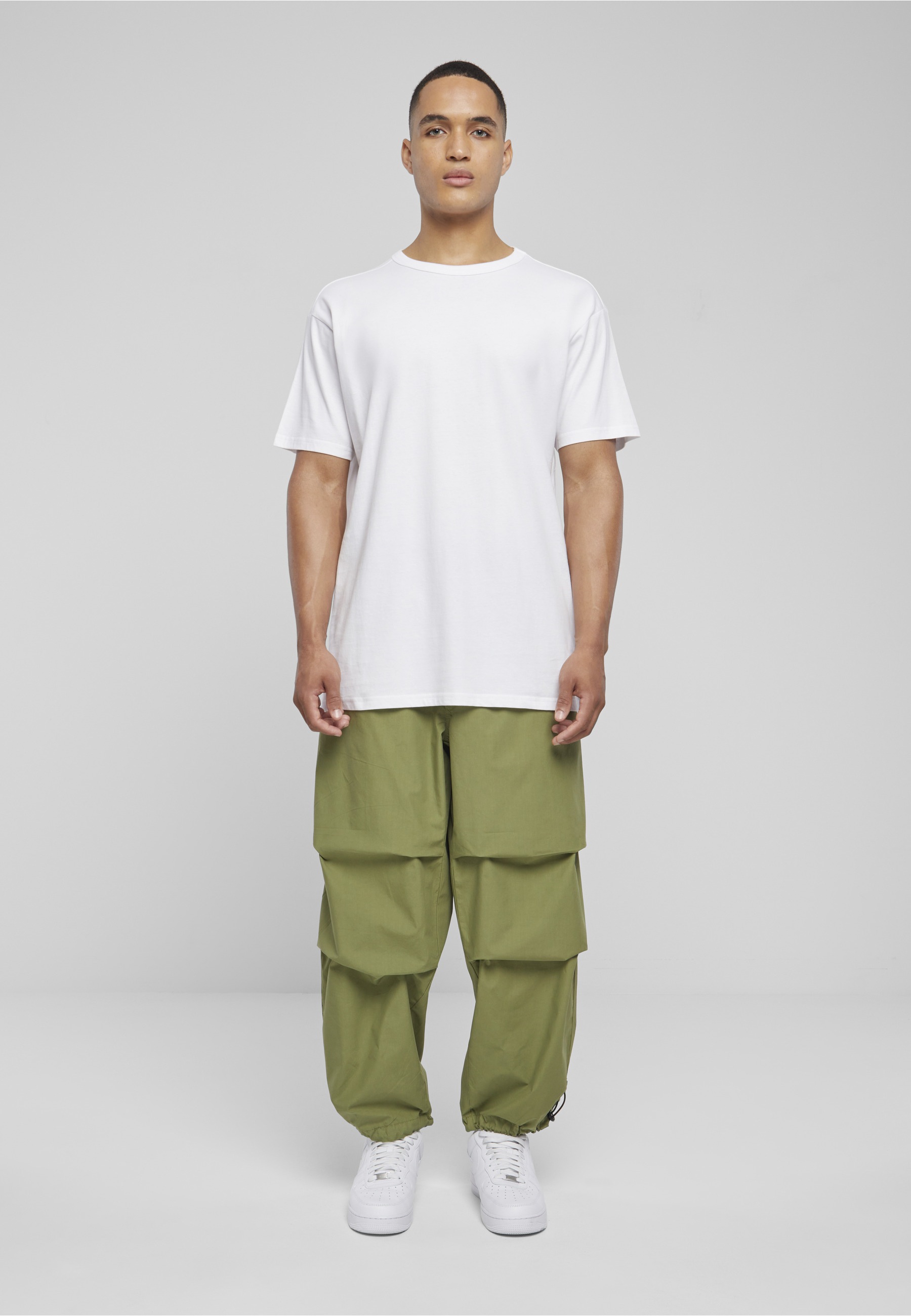 URBAN CLASSICS Stoffhose »Urban Classics Herren Popline Parachute Pants«