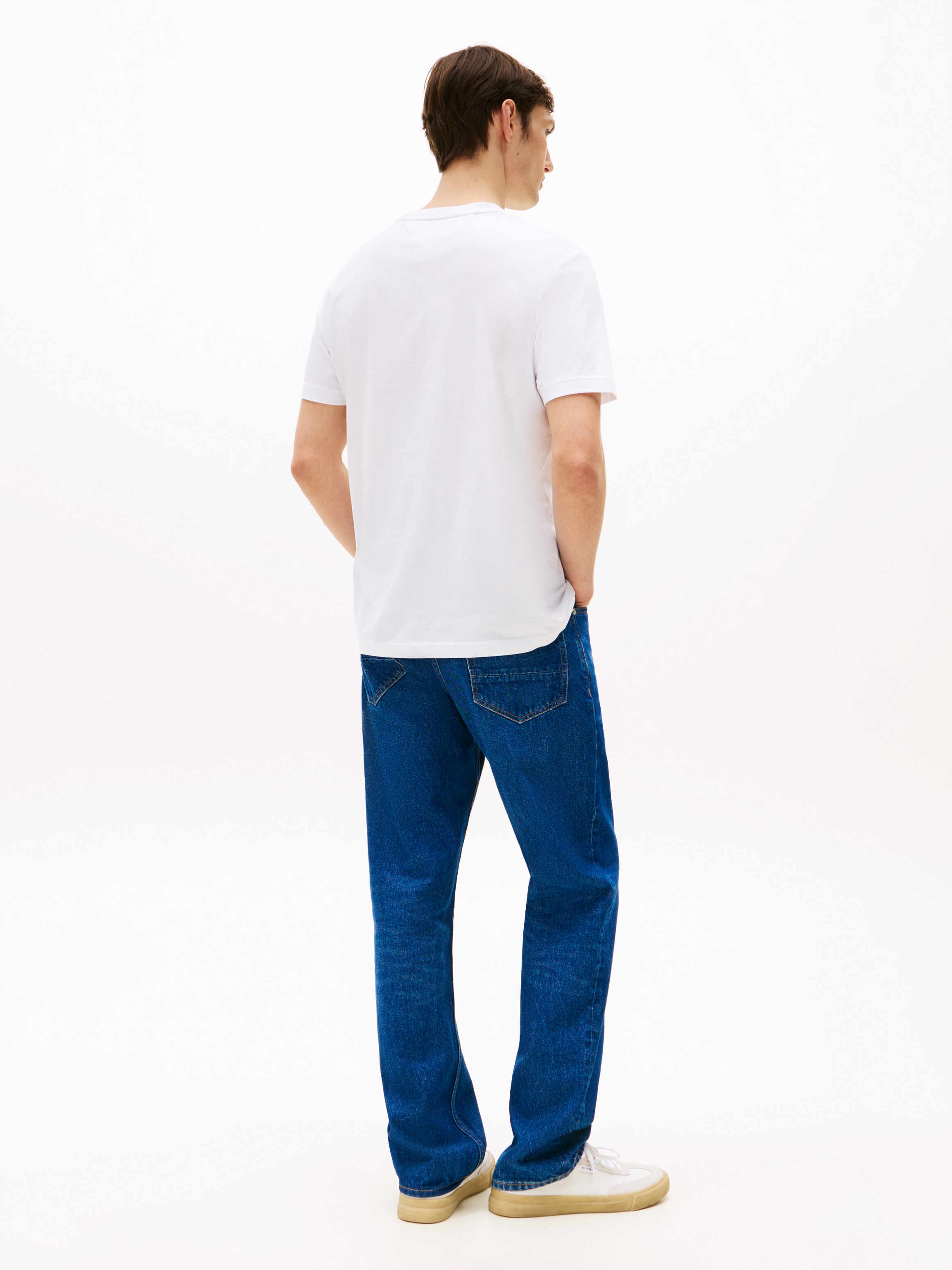 Tommy Hilfiger Kurzarmshirt »FLAG BOX TEE«, Mit Rundhalsausschnitt