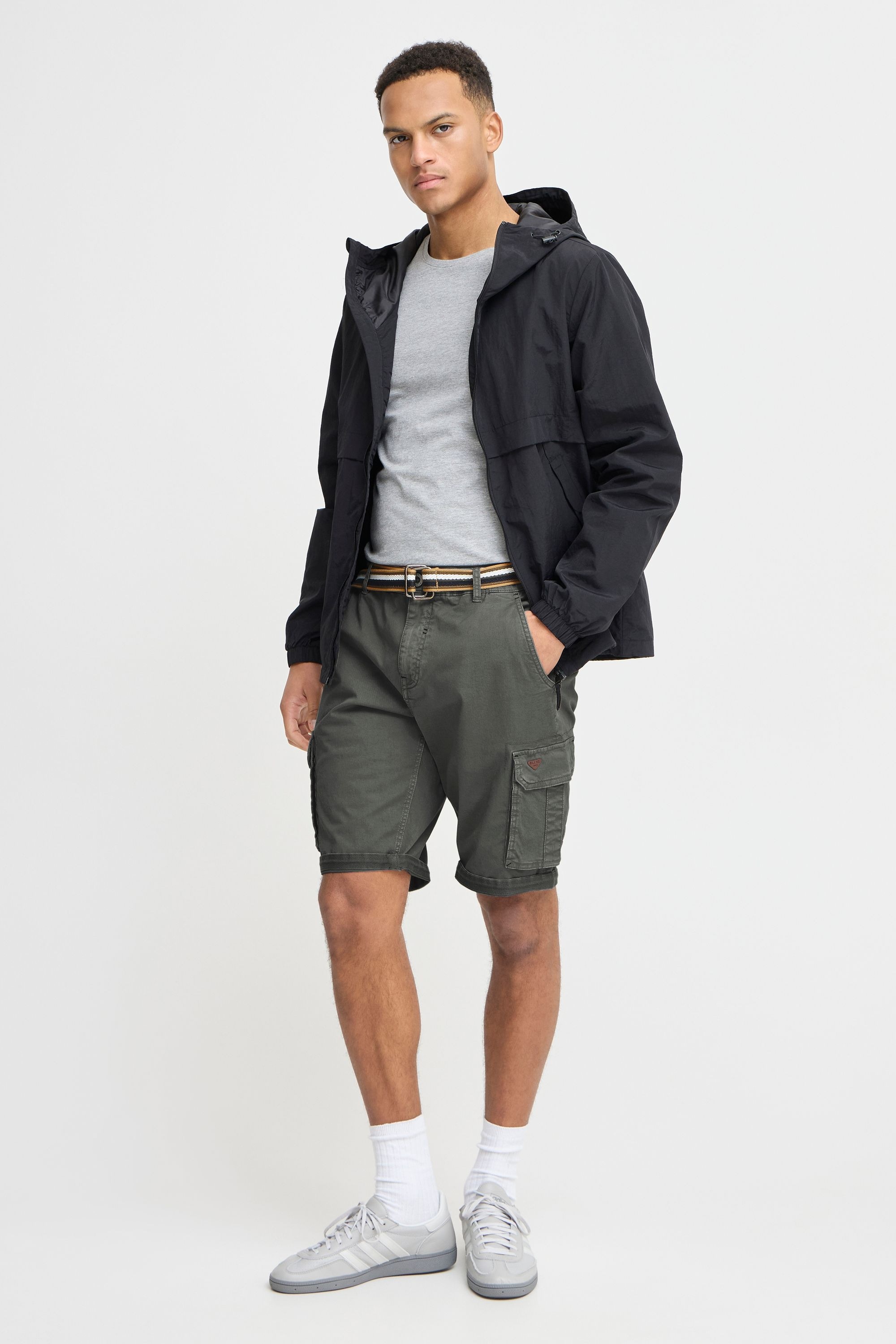Blend Cargoshorts »BHBrian«  Stilvolle Cargo Shorts mit Taschen und Gürtel