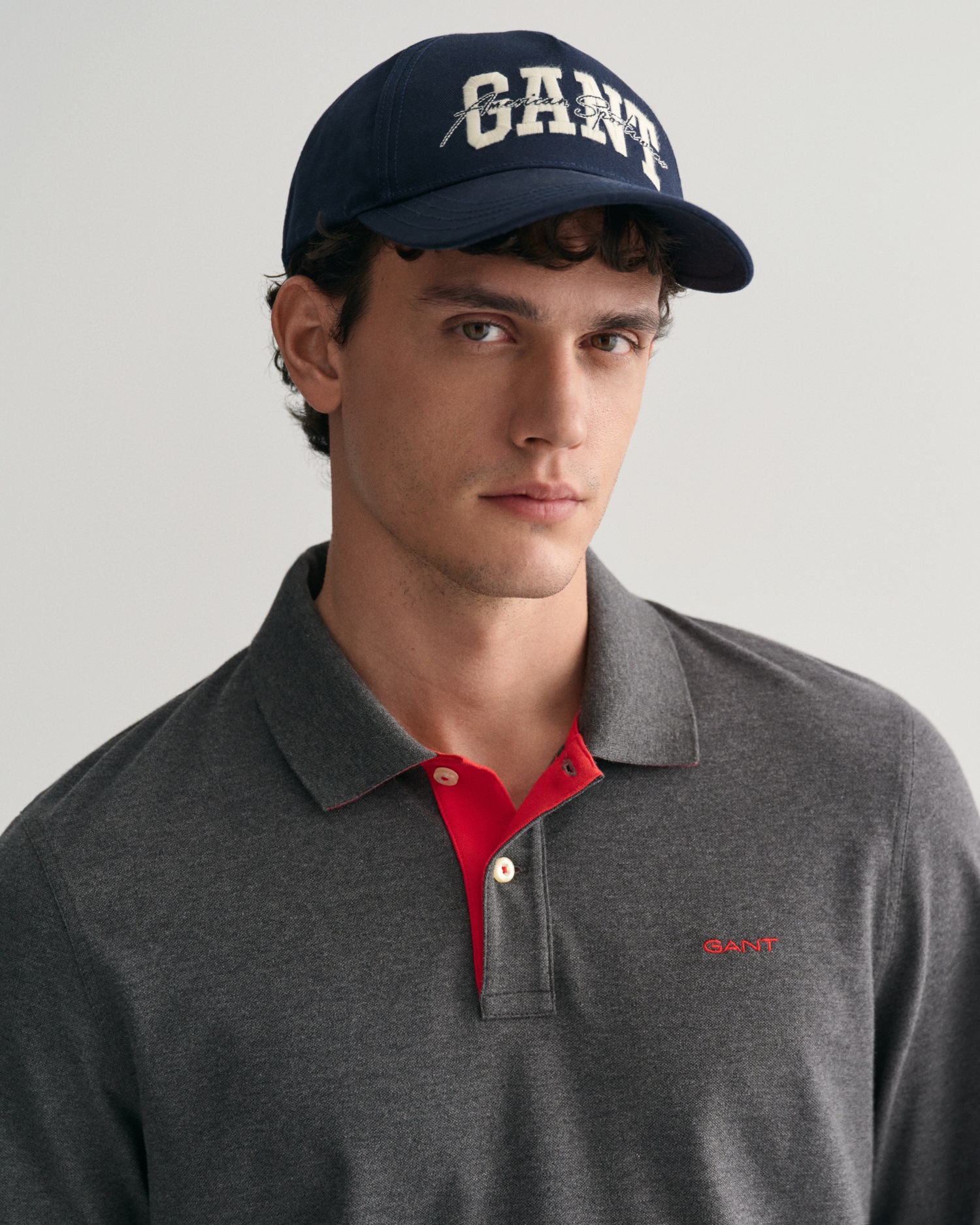 Gant Poloshirt »REG CONTRAST PIQUE LS POLO«, mit kontrastfarbenen Einsätzen