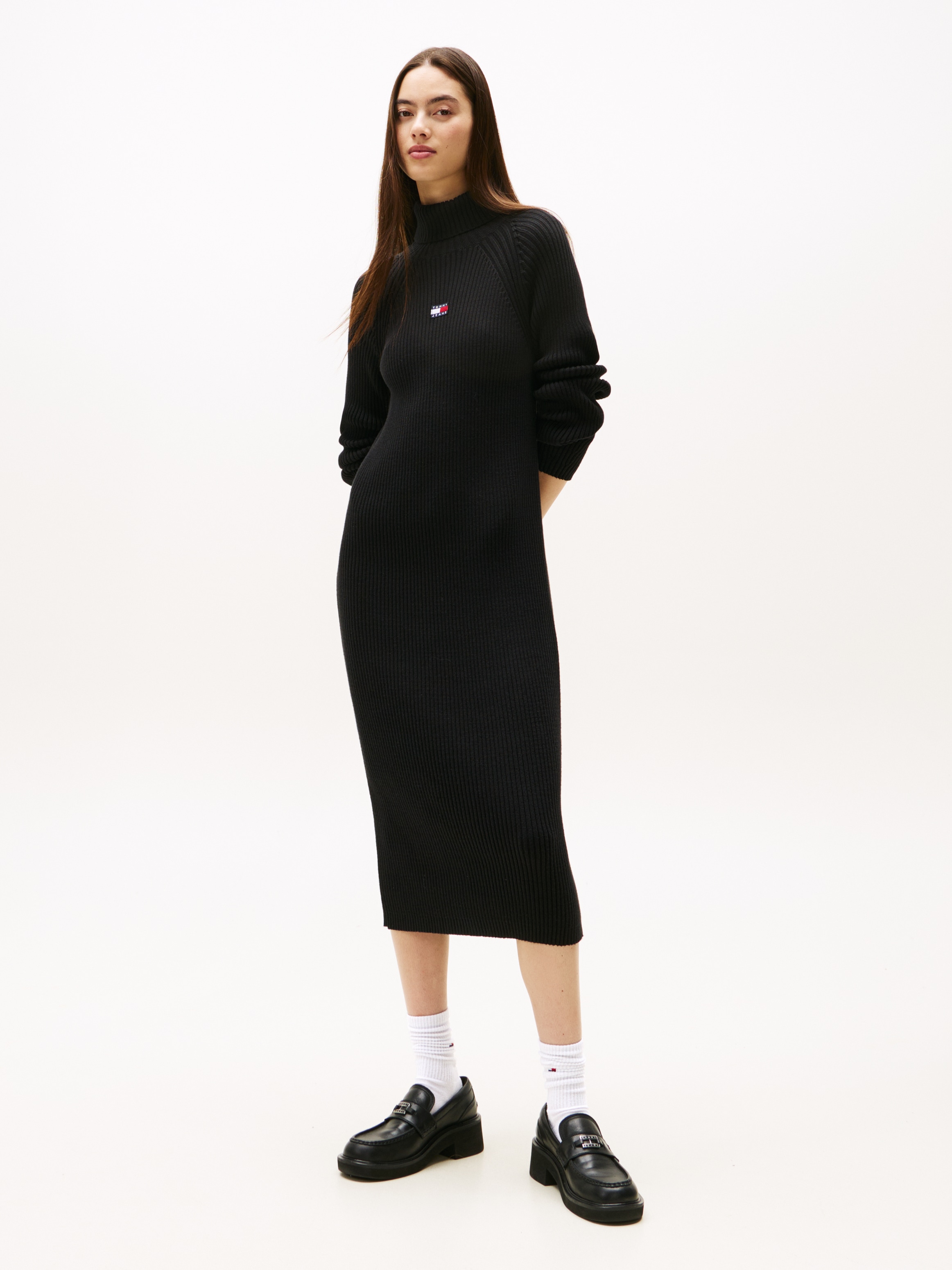 Tommy Jeans Strickkleid "TJW MOCKNECK BADGE SWEATER DRESS" günstig online kaufen