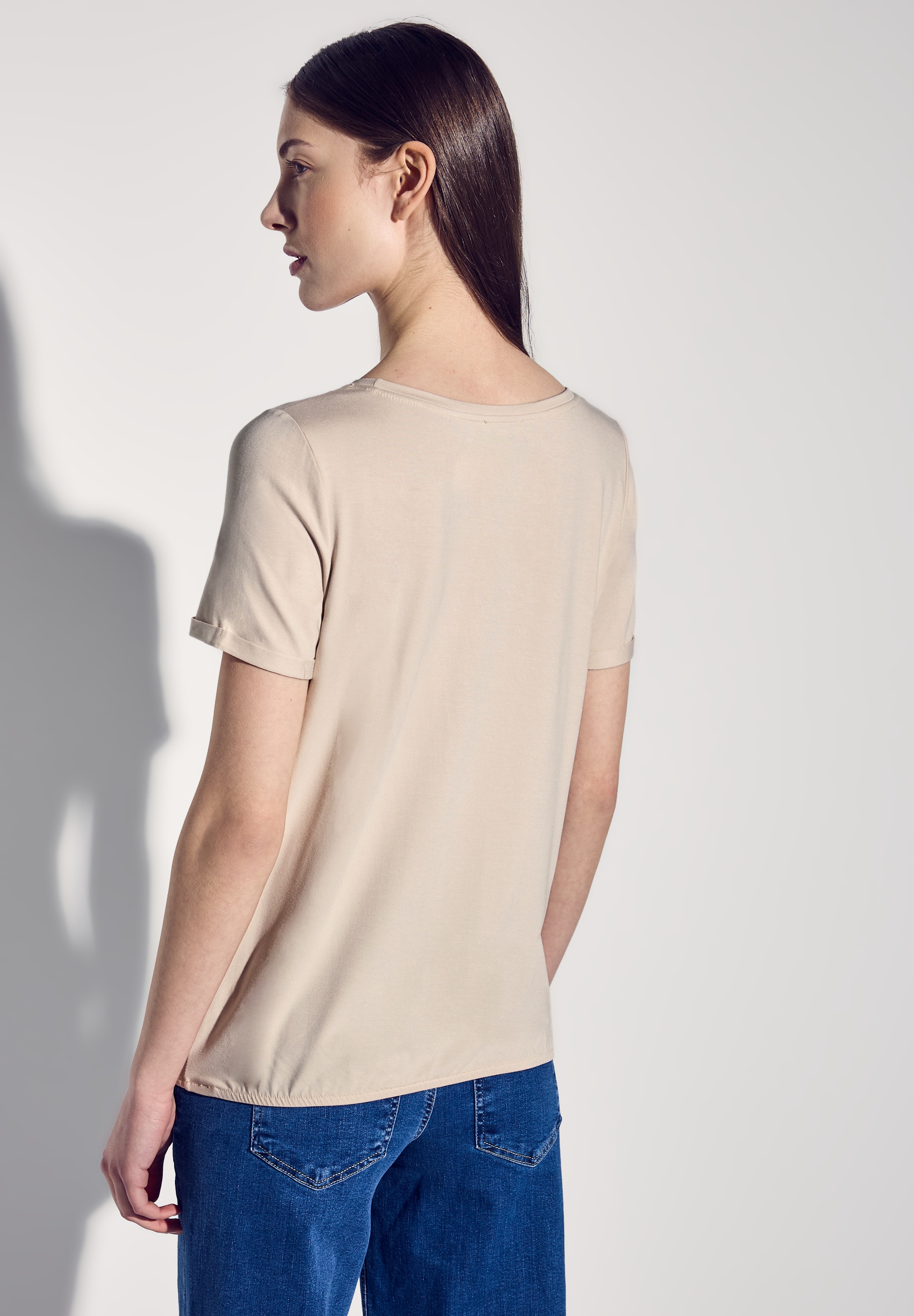 STREET ONE Rundhalsshirt, mit Elastiksaum