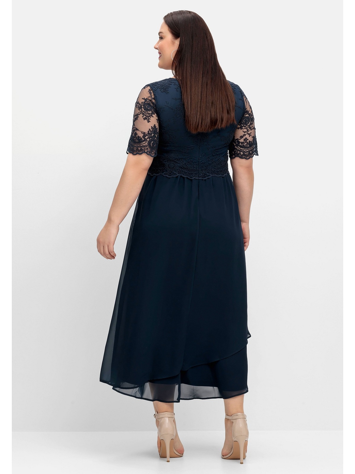 Sheego Abendkleid "Große Größen", mit besticktem Mesh-Oberteil günstig online kaufen