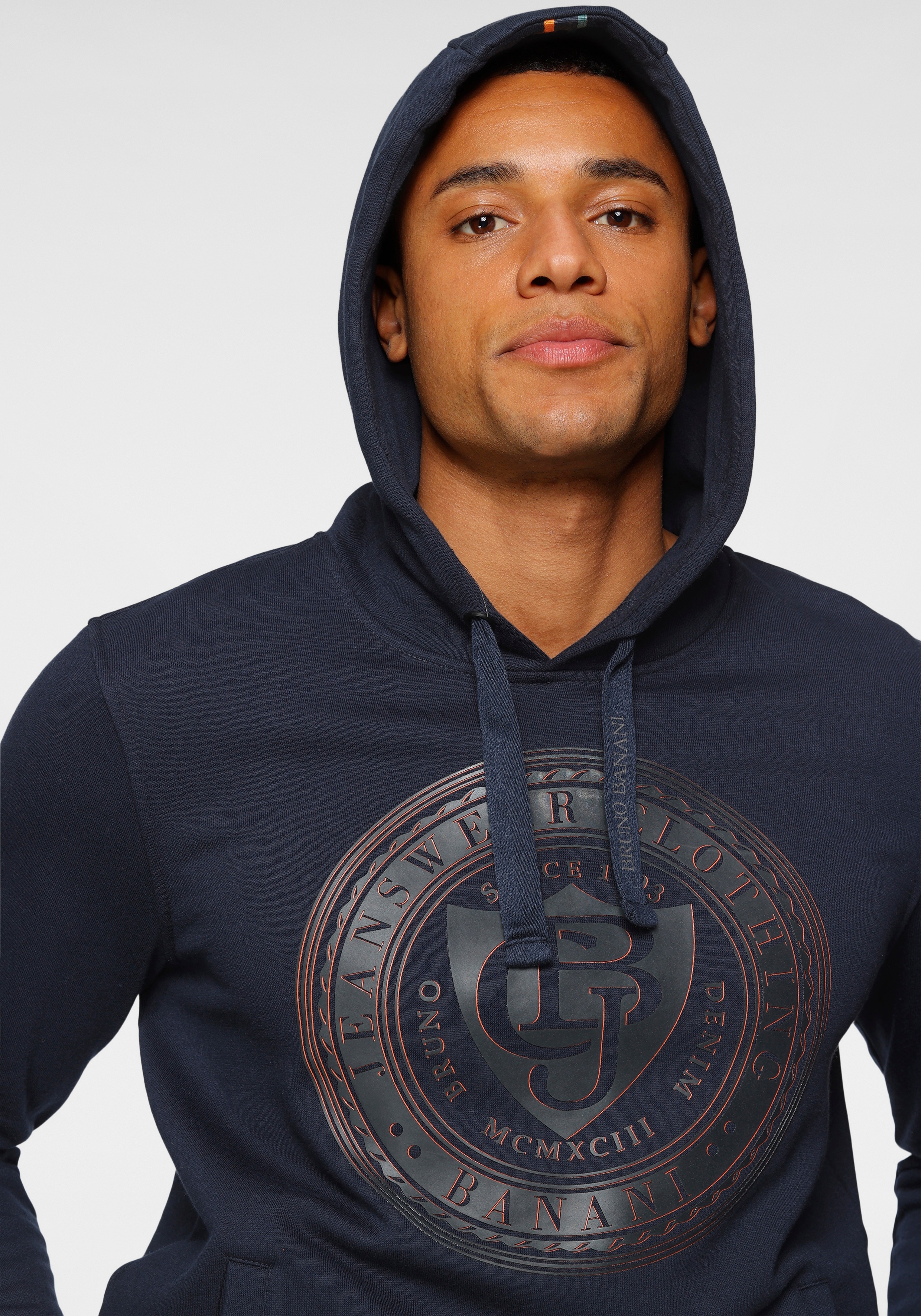 Thumbnail - Bruno Banani Kapuzensweatshirt, Langarm, schmale Passform, bedruckte Optik