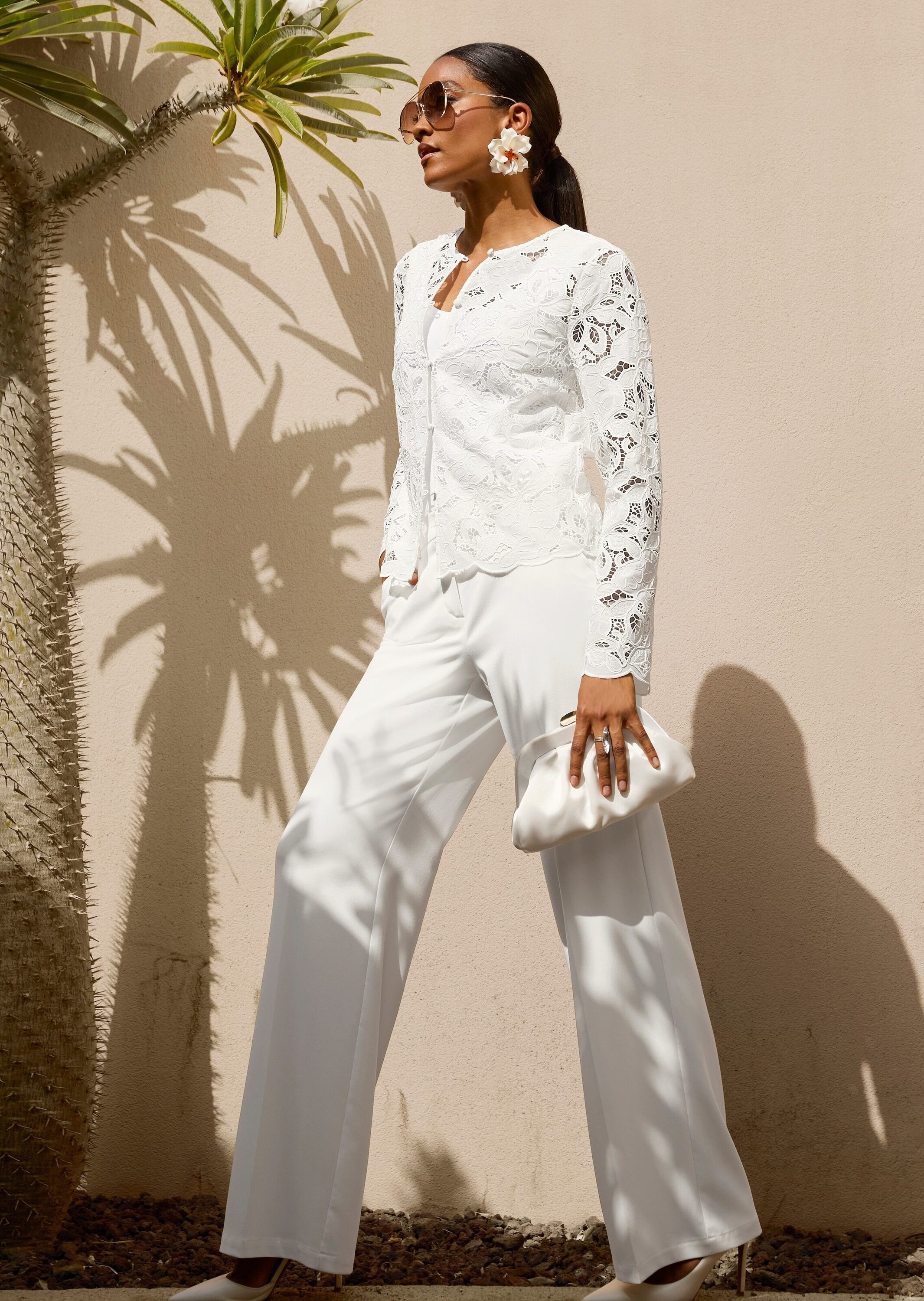 MADELEINE Langarmbluse »Spitzenbluse Blusenshirt mit floraler Spitze« Spitzenoptik