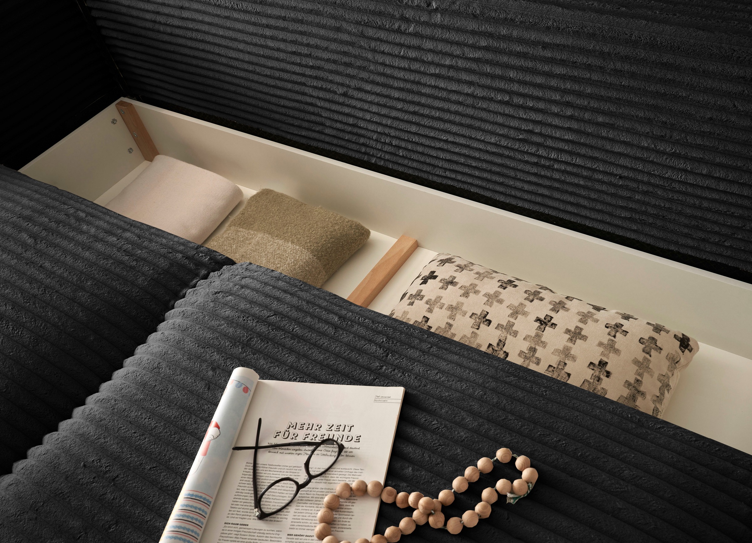 ED EXCITING DESIGN Schlafsofa »Carrara«, mit Bettkasten & 2 Zierkissen