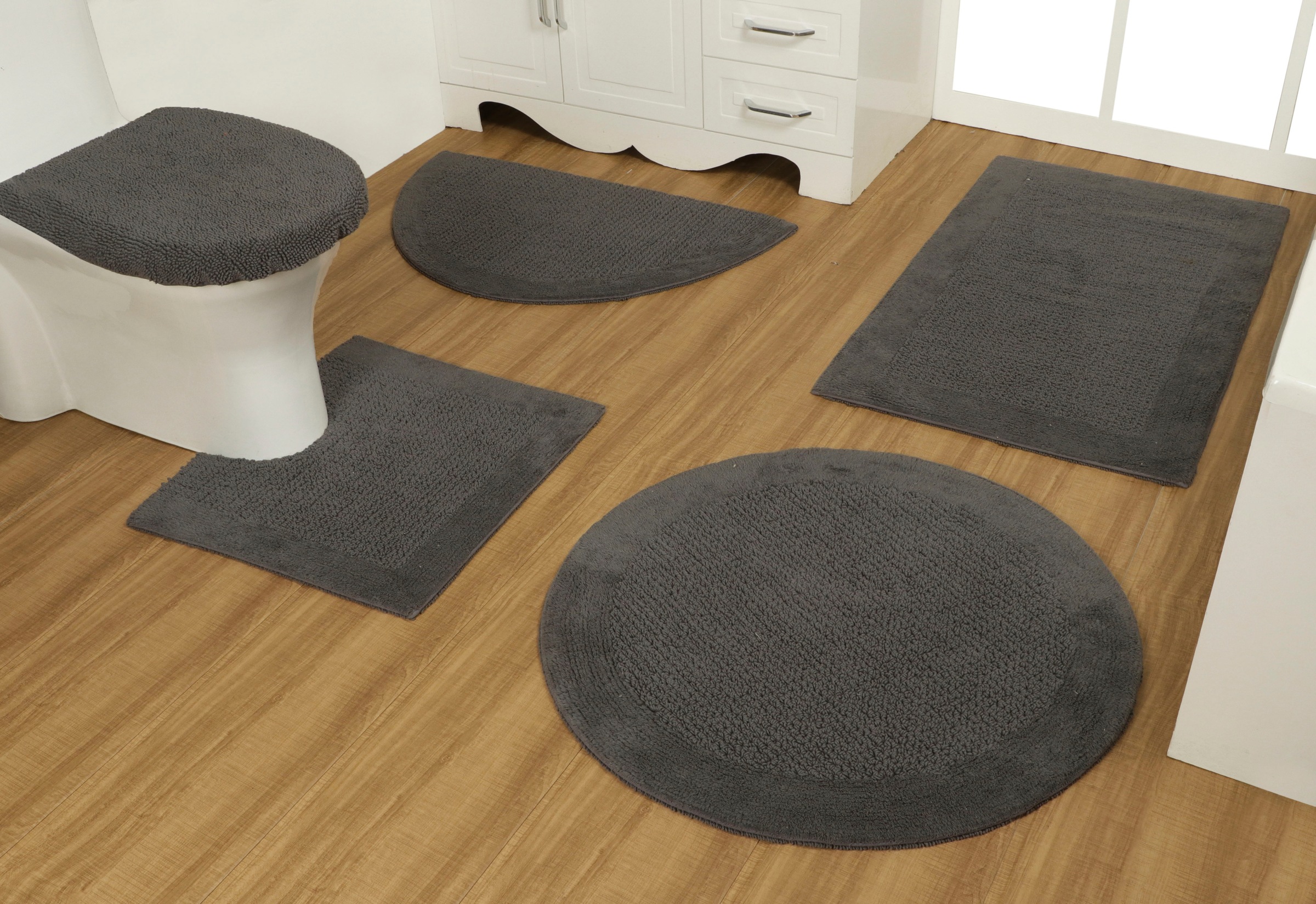 OTTO products Badematte »Joonas«, Höhe 15 mm, beidseitig nutzbar, aus recycelter... kaufen