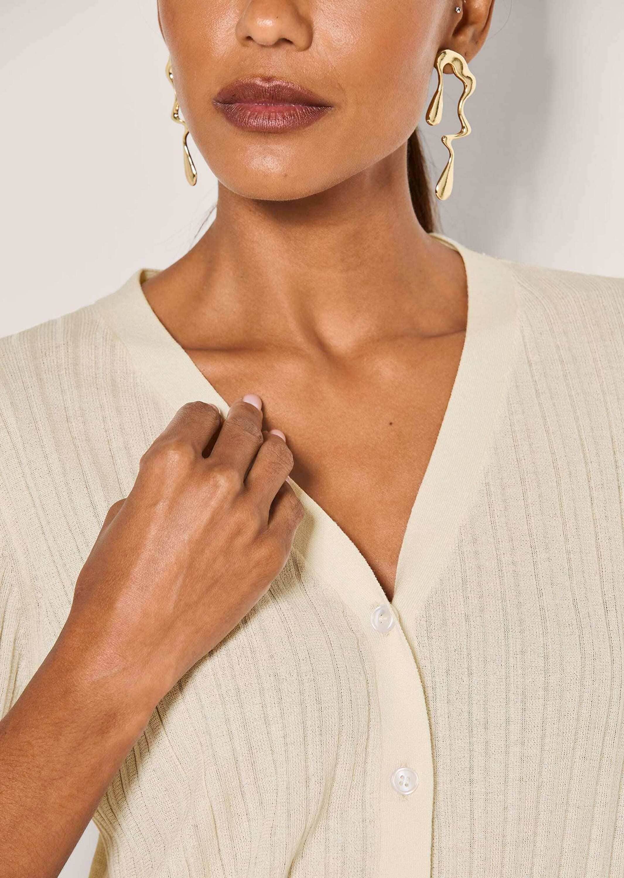 MADELEINE Strickjacke »Strickjacke Eleganter Feinstrick-Cardigan mit Plissee«