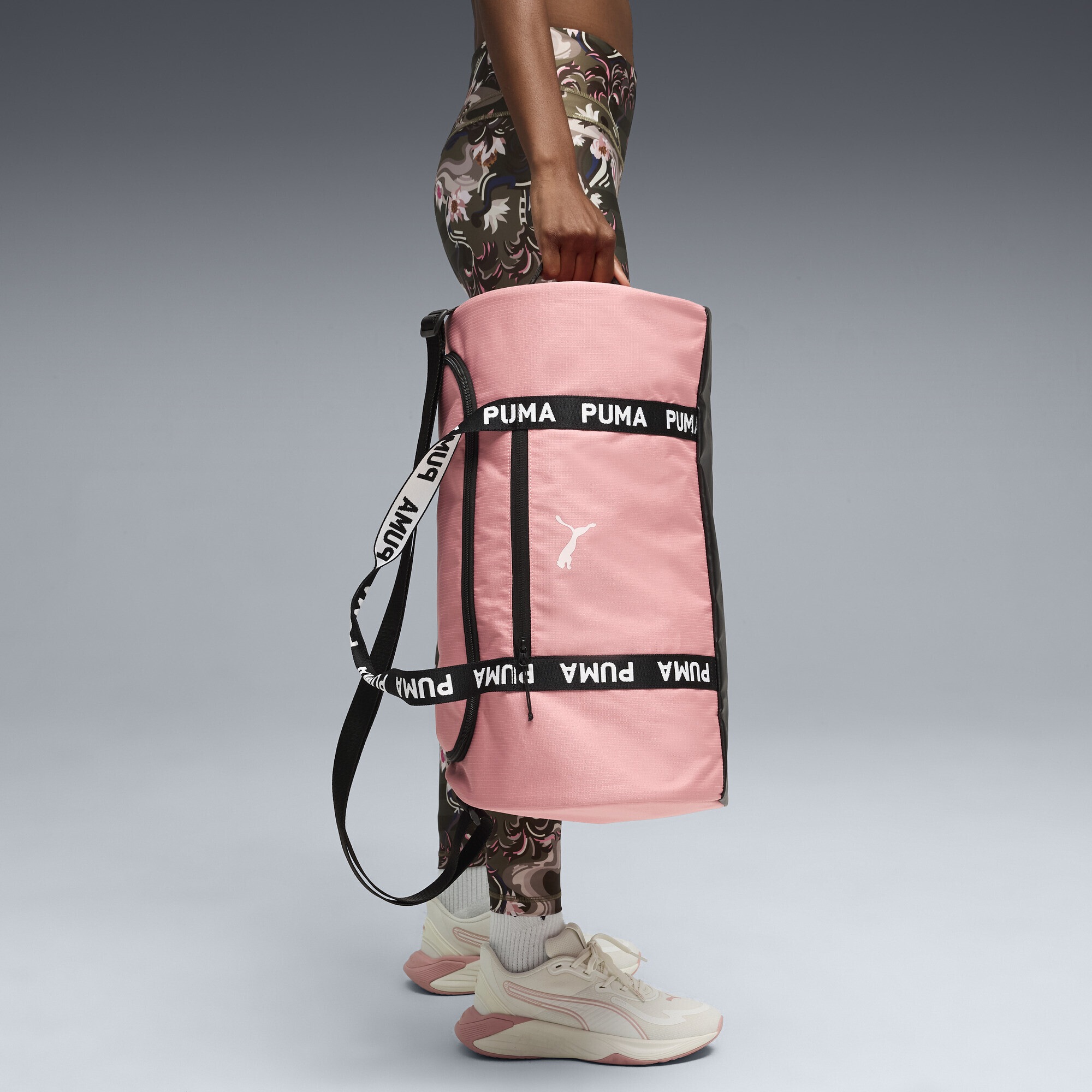 PUMA Schultertasche "Essentials Training 28,5 l Schultertasche Damen" günstig online kaufen