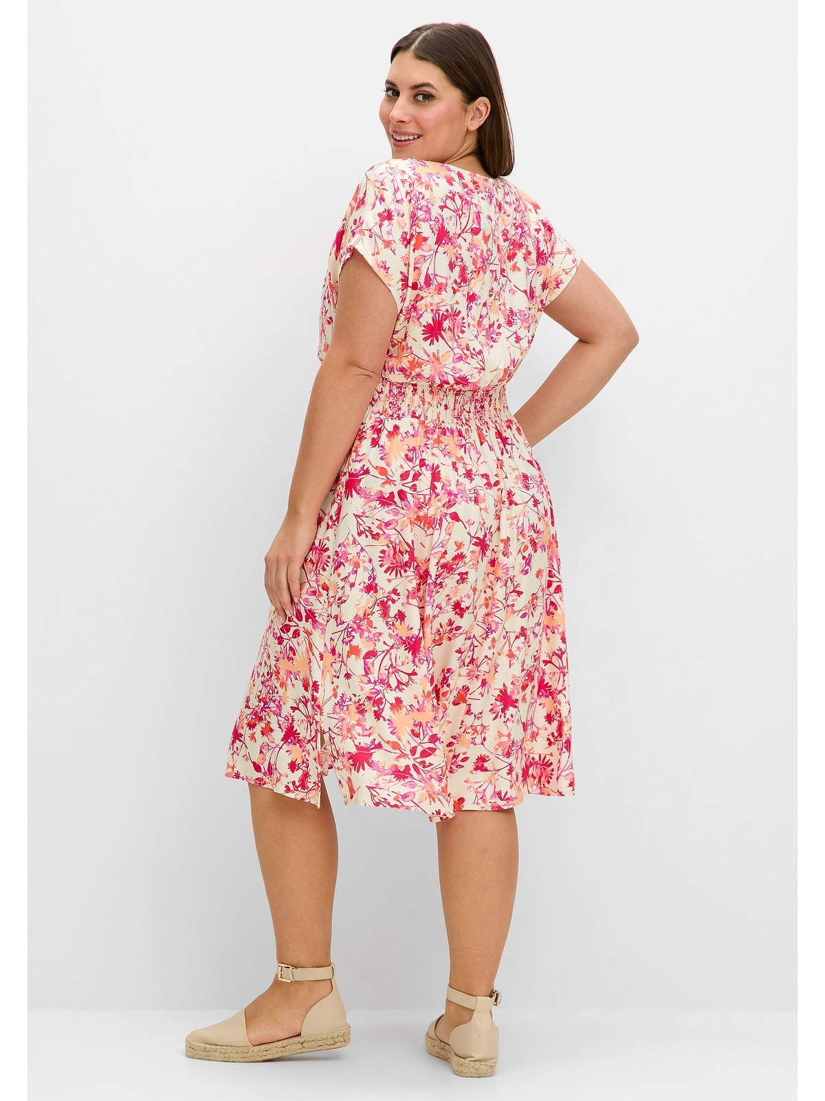 Sheego Sommerkleid »Große Größen«, mit Smokbund und weitem Rock