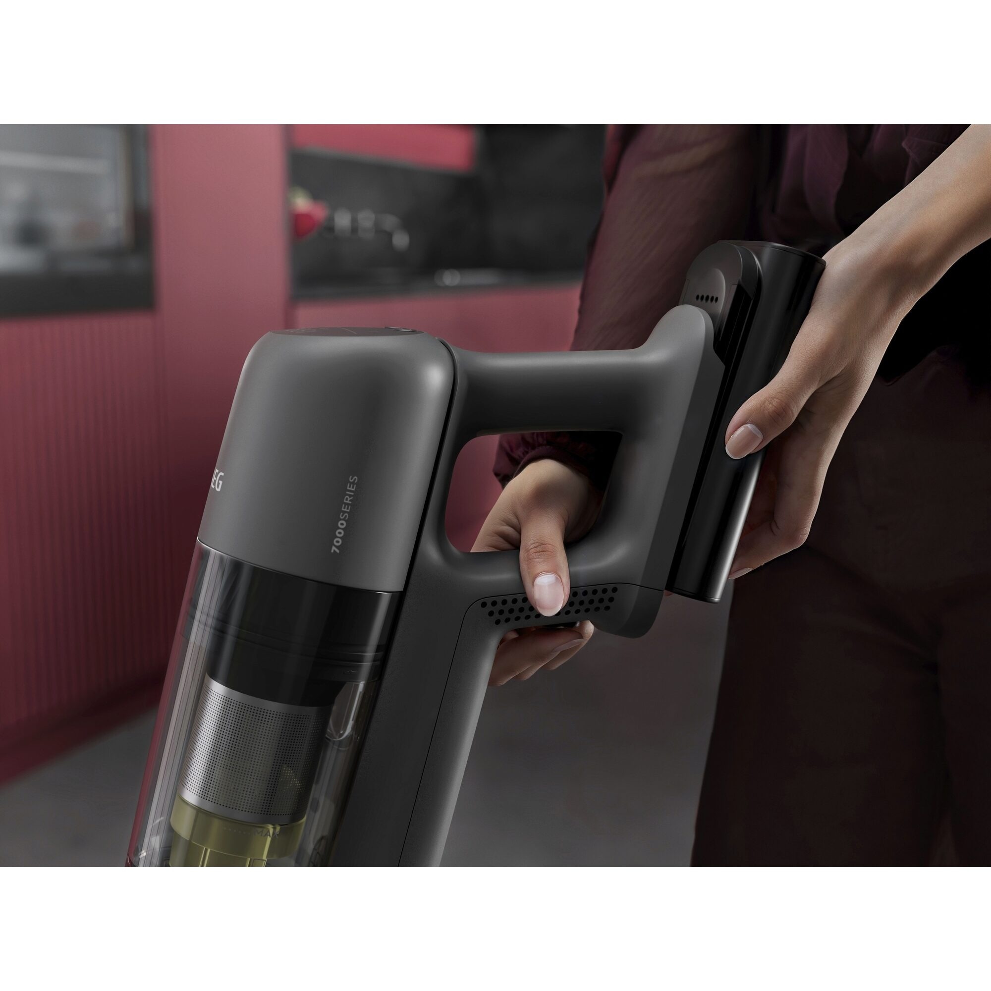 AEG Akku-Hand-und Stielstaubsauger »AP72UB21ES« Leistungsstark-HEPA-Filter; hygienischer All-in-One Station