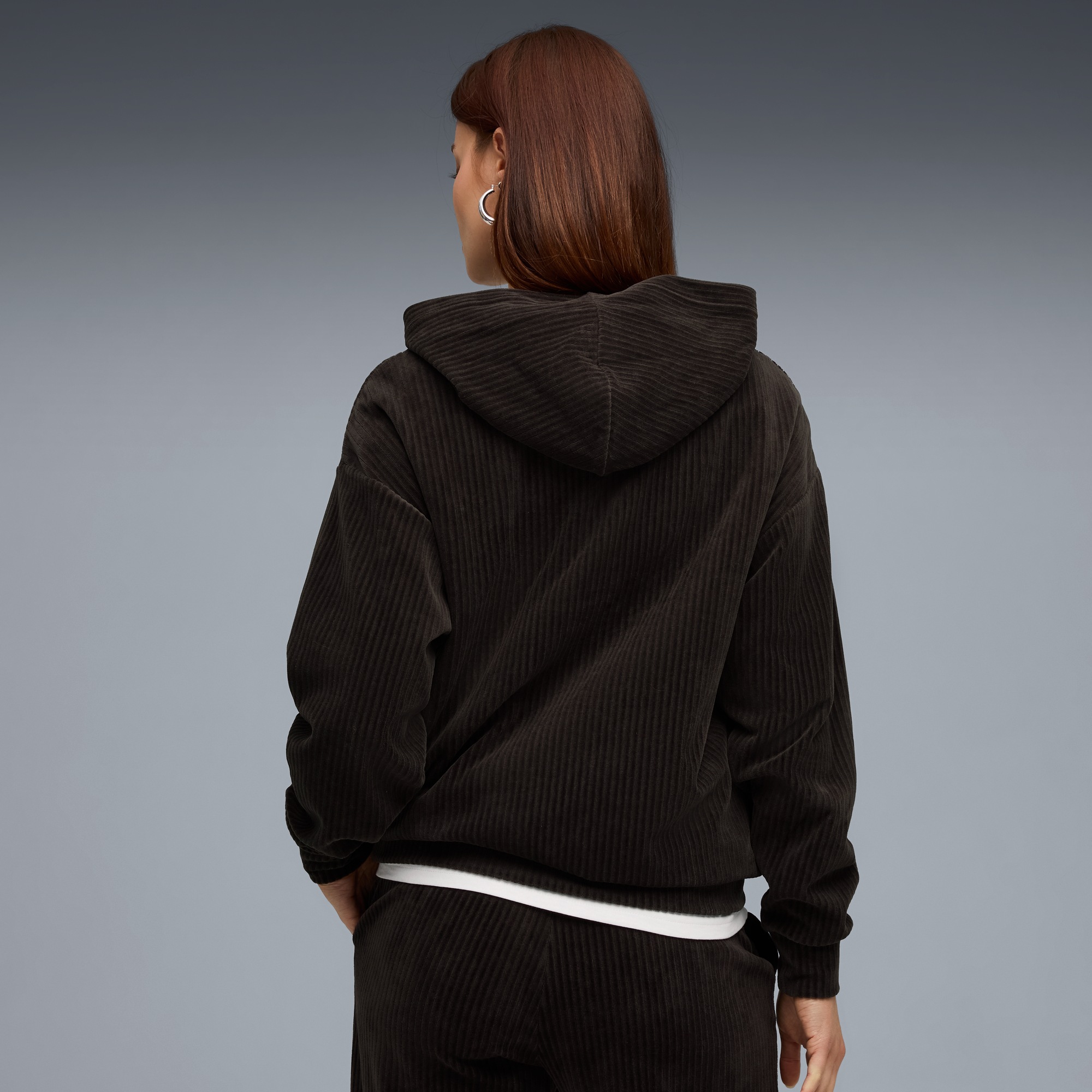 PUMA Kapuzensweatshirt "ESS ELEVATED COMFORT VELOUR RIB HOODIE", mit Kängur günstig online kaufen