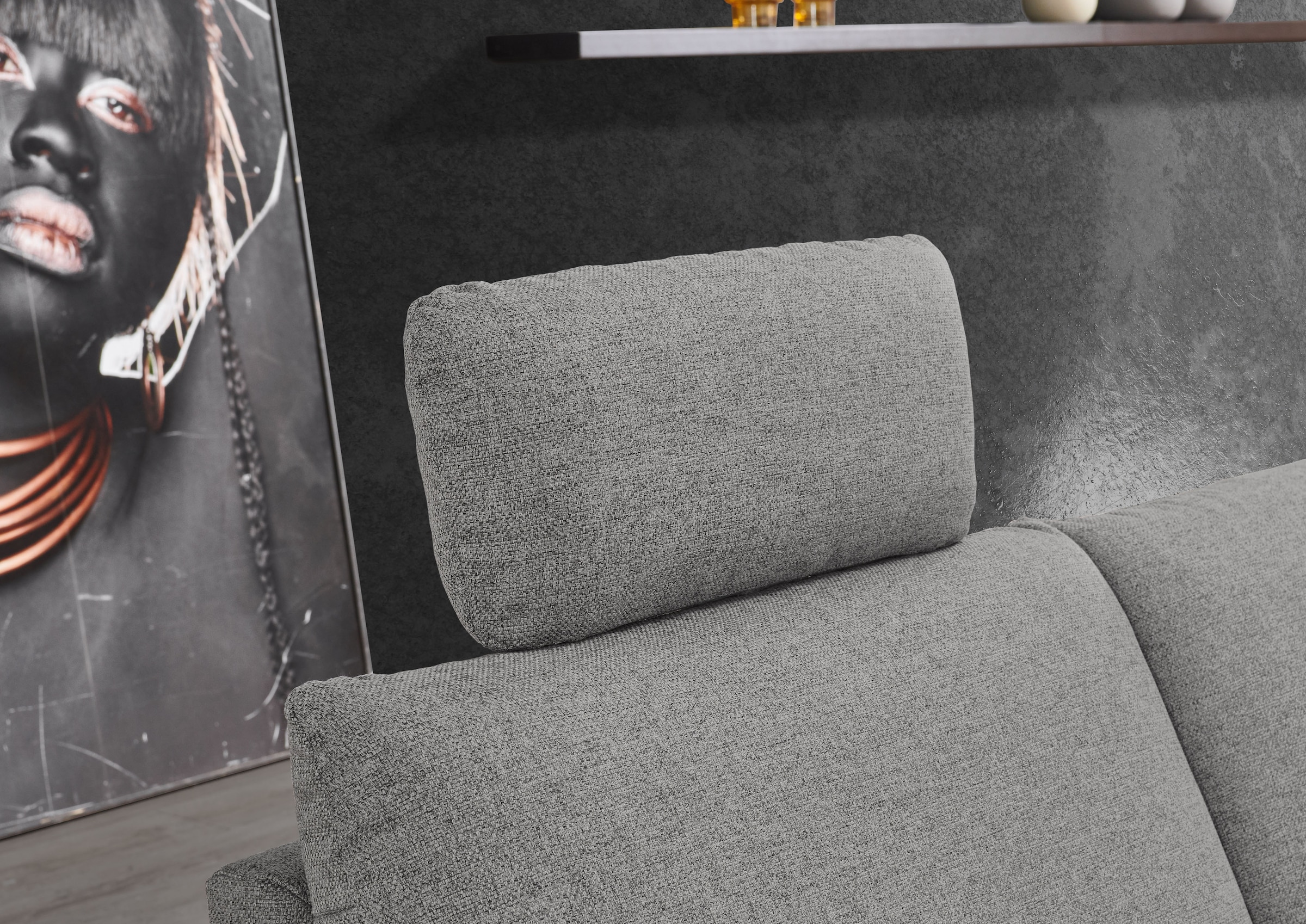 Places of Style Ecksofa »Sarsina: mit Tonnentaschen-Federkern, perfekt zum Entspannen L-Form«, inklusive 2 motorischen Relaxfunktionen mit Herz-Waage-Beschlag