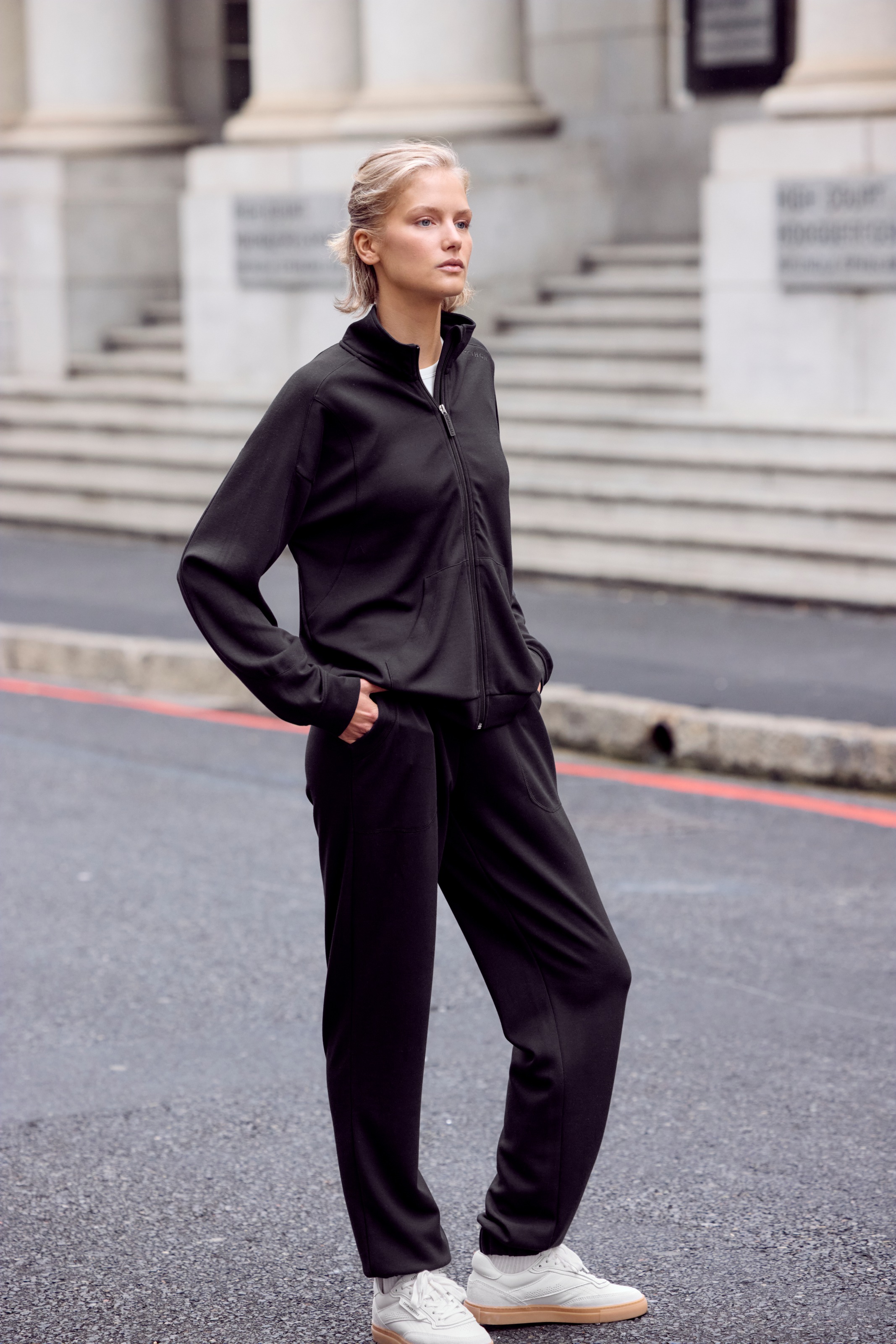 Thumbnail - Copenhagen Studios Sweatjacke aus hochwertigem Material