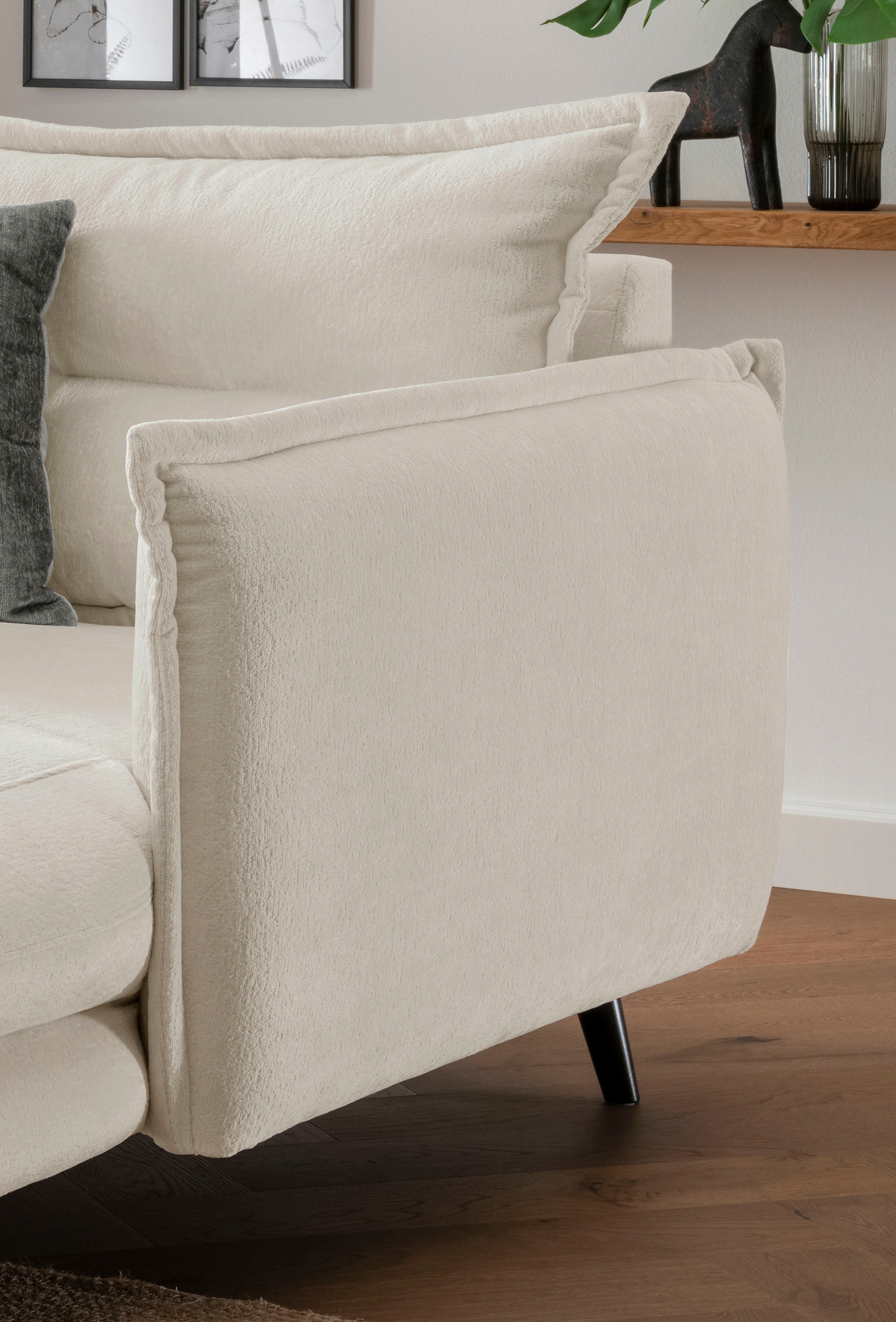 INOSIGN Loveseat »Lazio«, moderner Sessel mit einer bequemen Polsterung, 2 Stk. Zierkissen