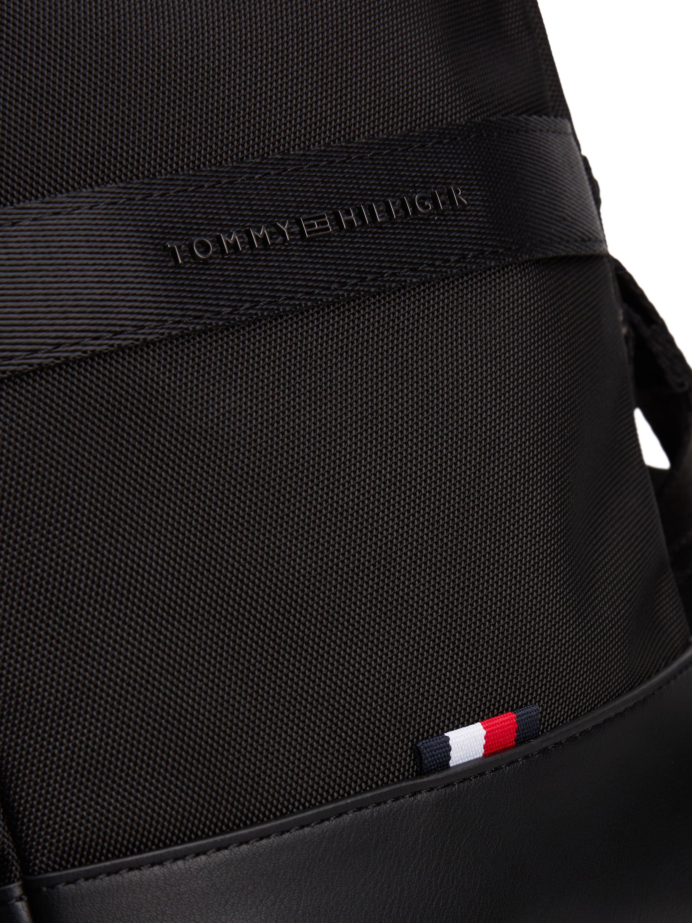 Tommy Hilfiger Umhängetasche »TH NYLON TRAVEL MINI REPORTER«, Men Schultertasche, Crossbody-Tasche mit Logoflag