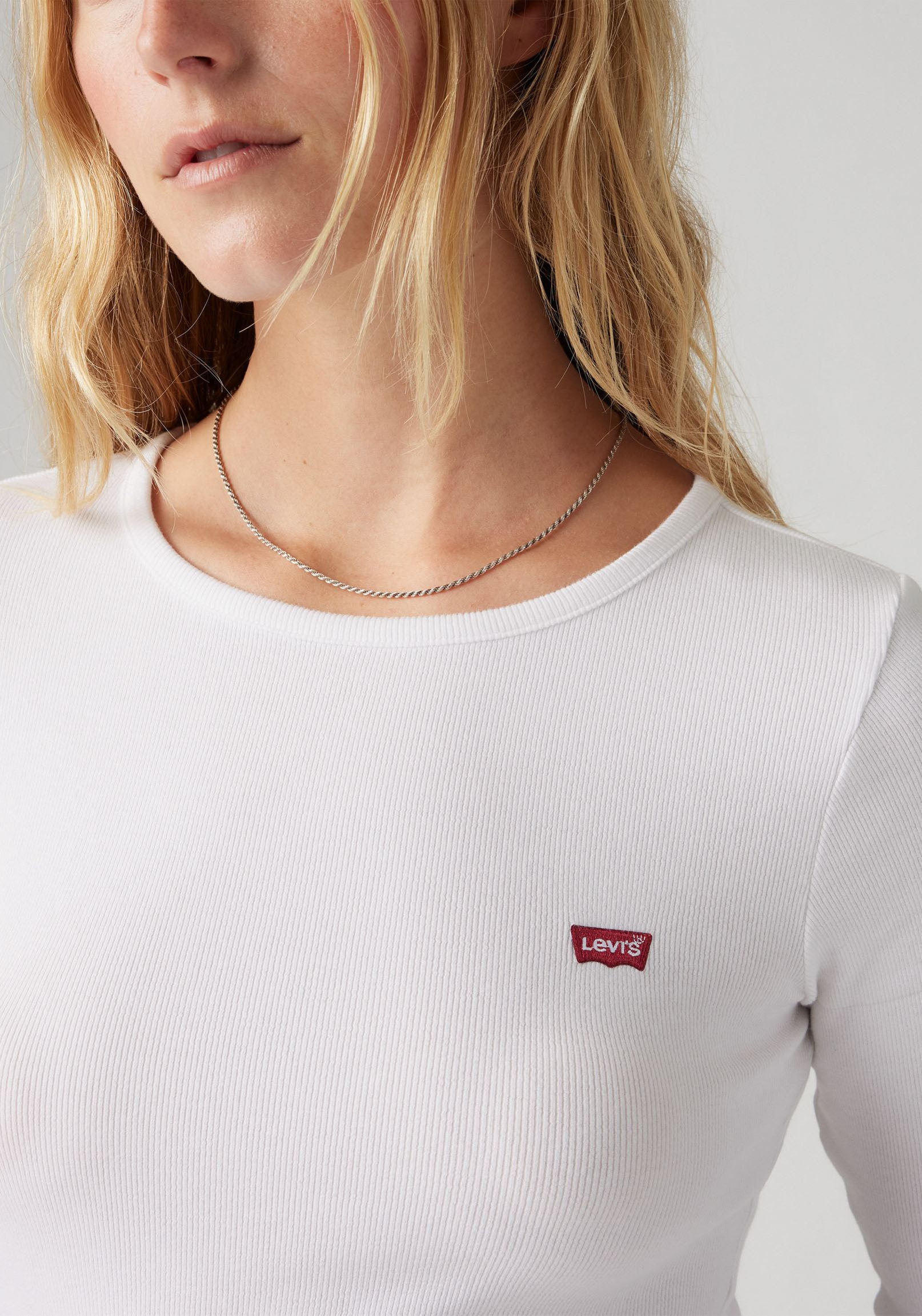 Levi's® Langarmshirt »HAYES LS TEE« in Ripp-Optik