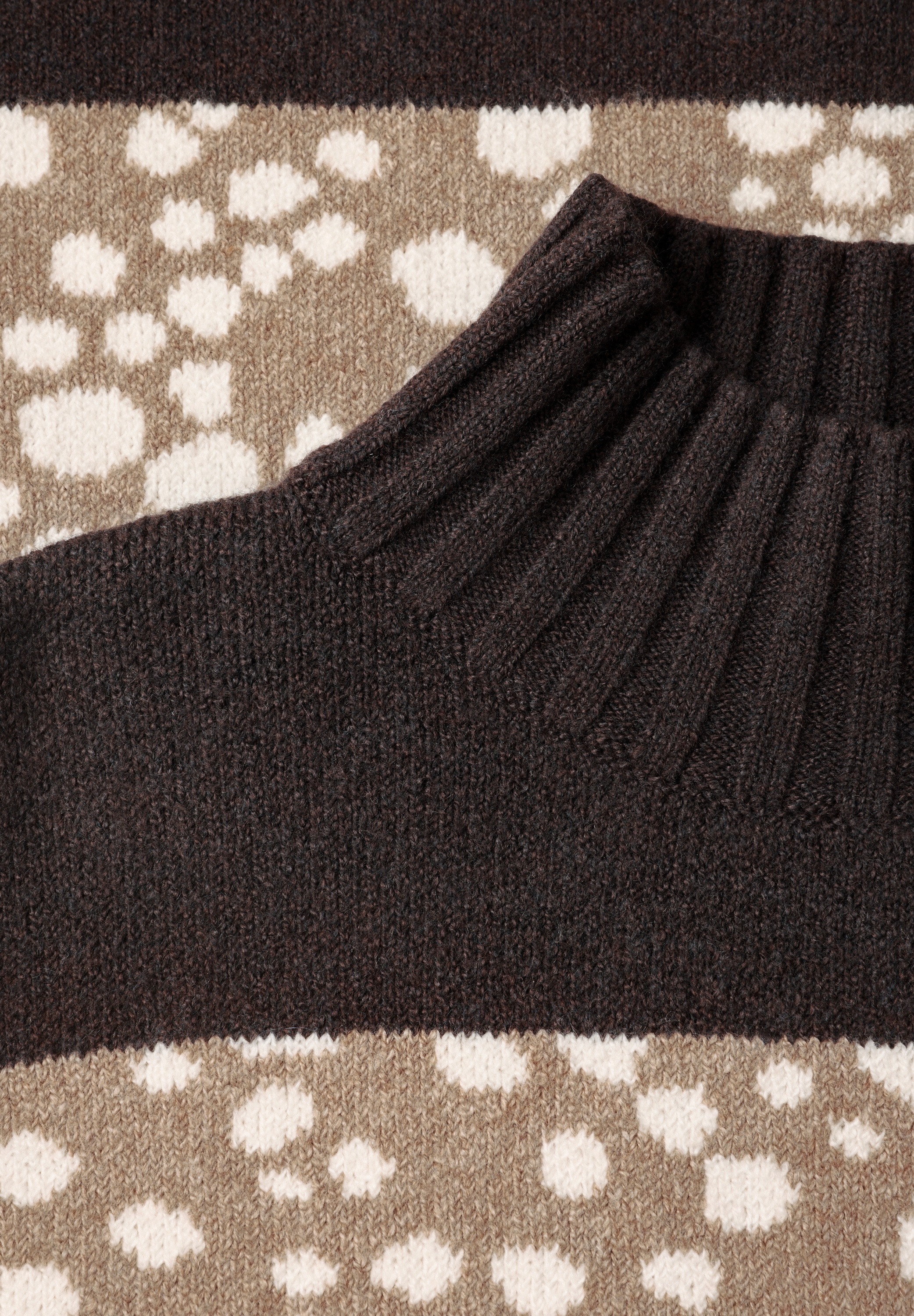 STREET ONE Stehkragenpullover mit Punkten