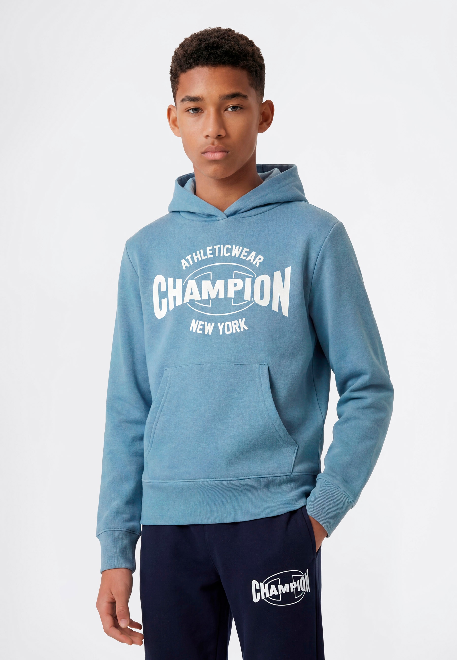 Champion "SPORTWEAR HOODIE Standard Fit", für Kinder und Jugendliche, mit sportlichem Stil, Langarmdesign