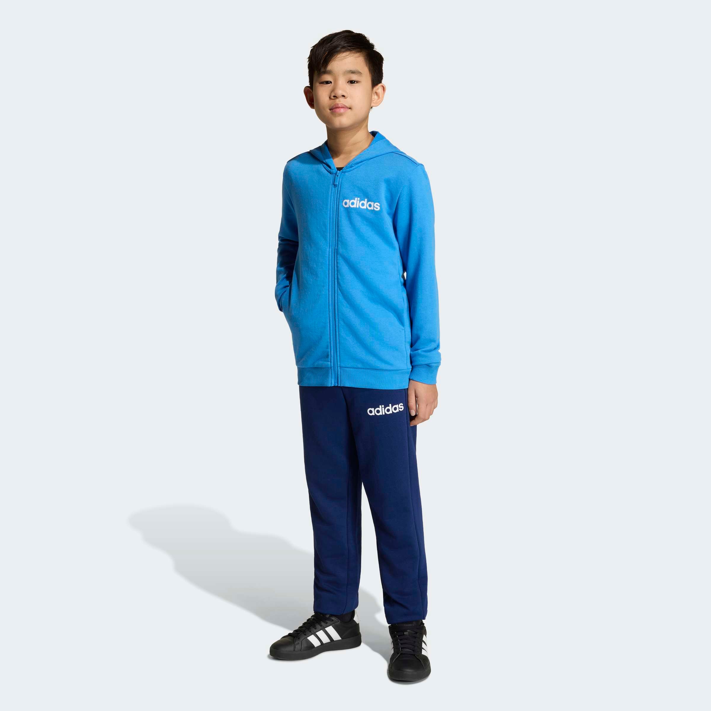 adidas Sportswear Trainingsanzug »ESSENTIALS KINDER« 2 tlg. zweiteilig, aus Baumwolle und Polyester, weiches French Terry