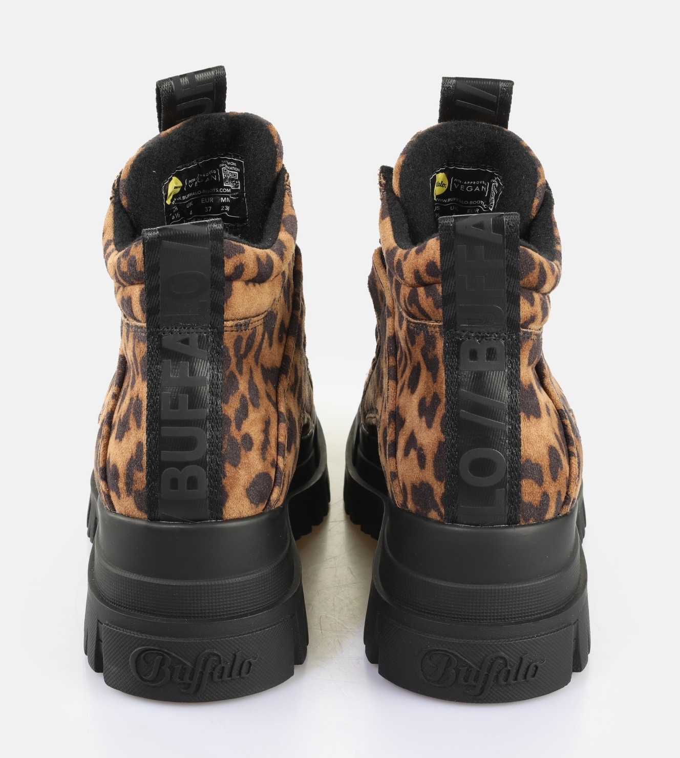 Buffalo Schnürboots »ASPHA NC MID«, Trendboots, Stiefelette, Plateauboots im Leo-Look