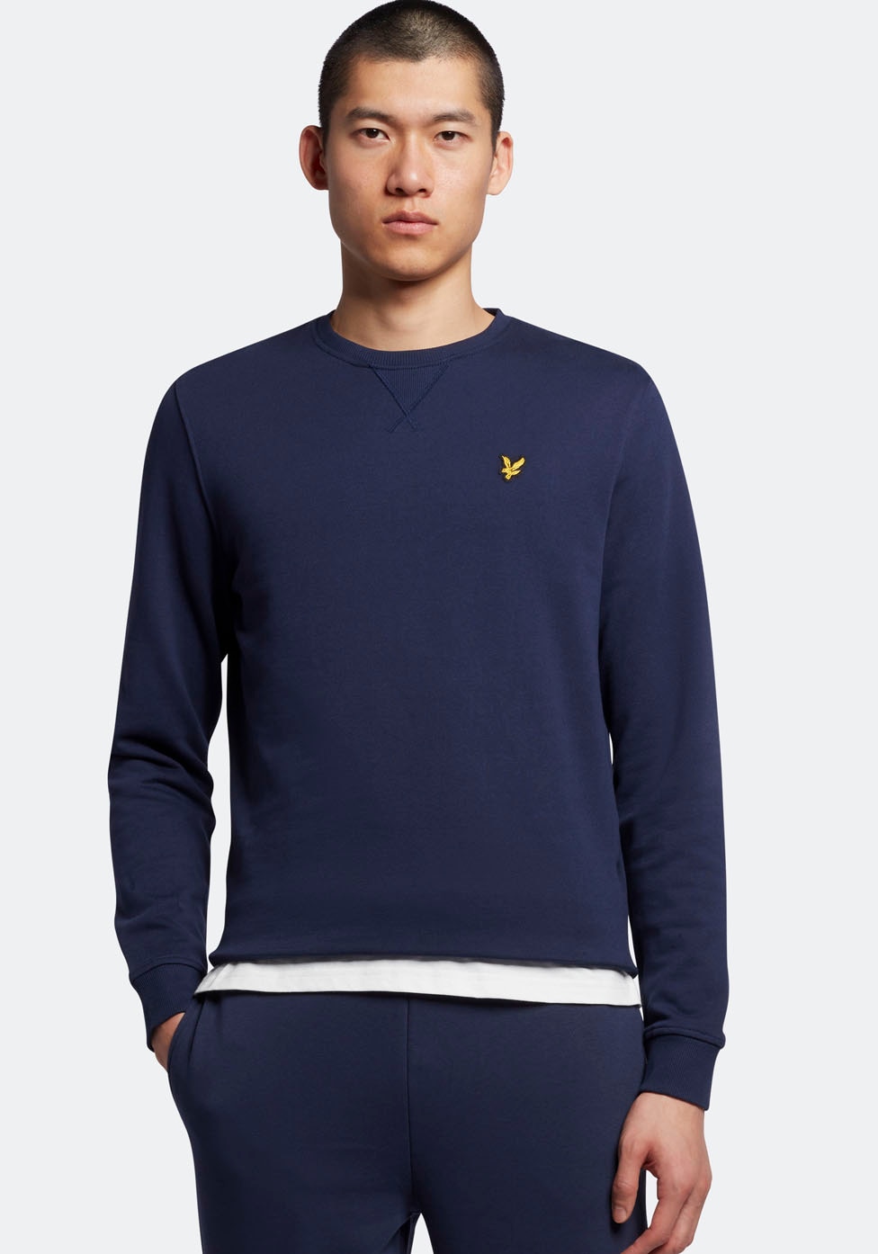 Lyle & Scott Sweatshirt, mit Logostickerei auf der Brust ▷ bestellen | BAUR