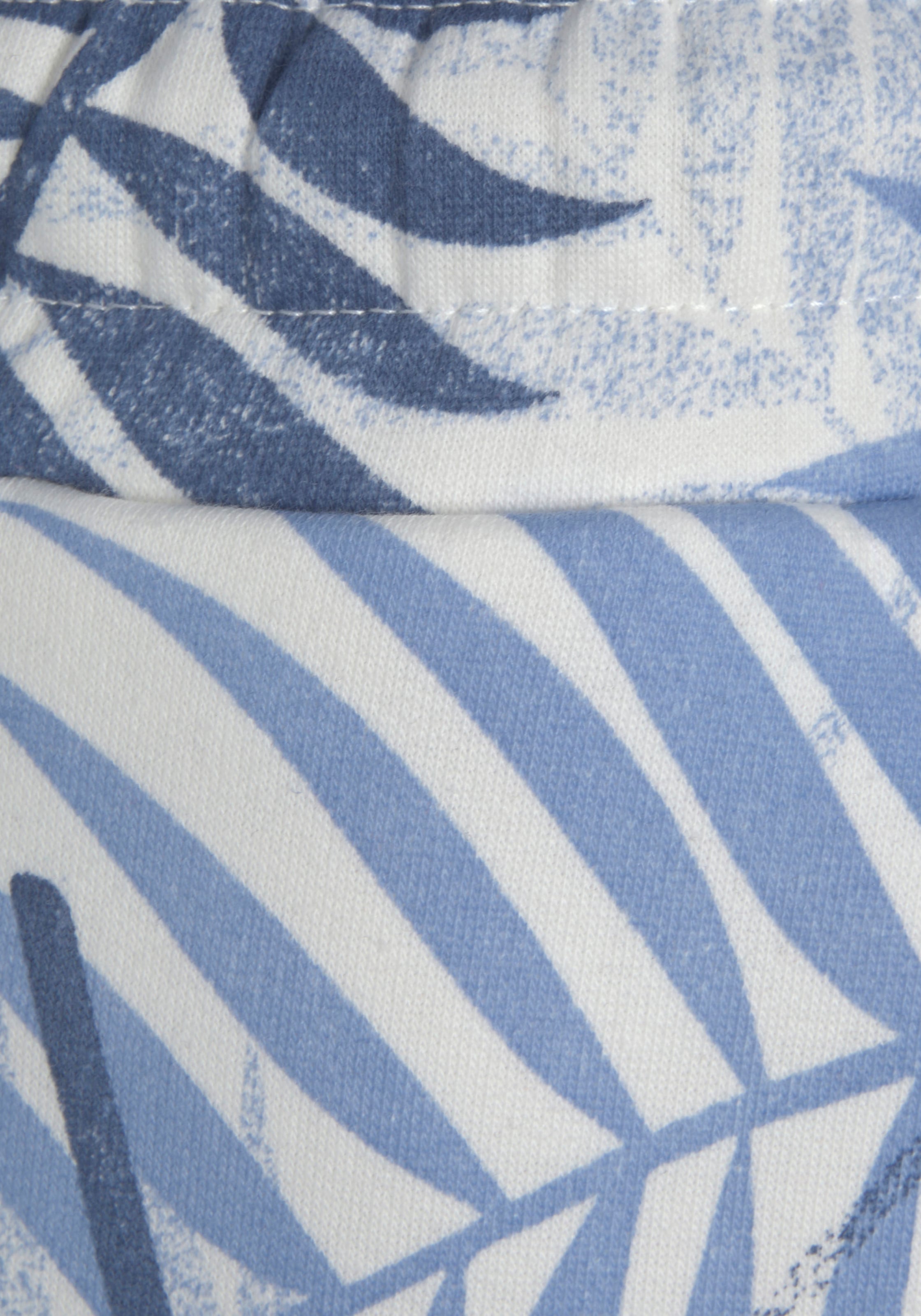 LASCANA Sweatshorts, Loungeshorts im schönen Allover-Blätterdruck, Loungewear