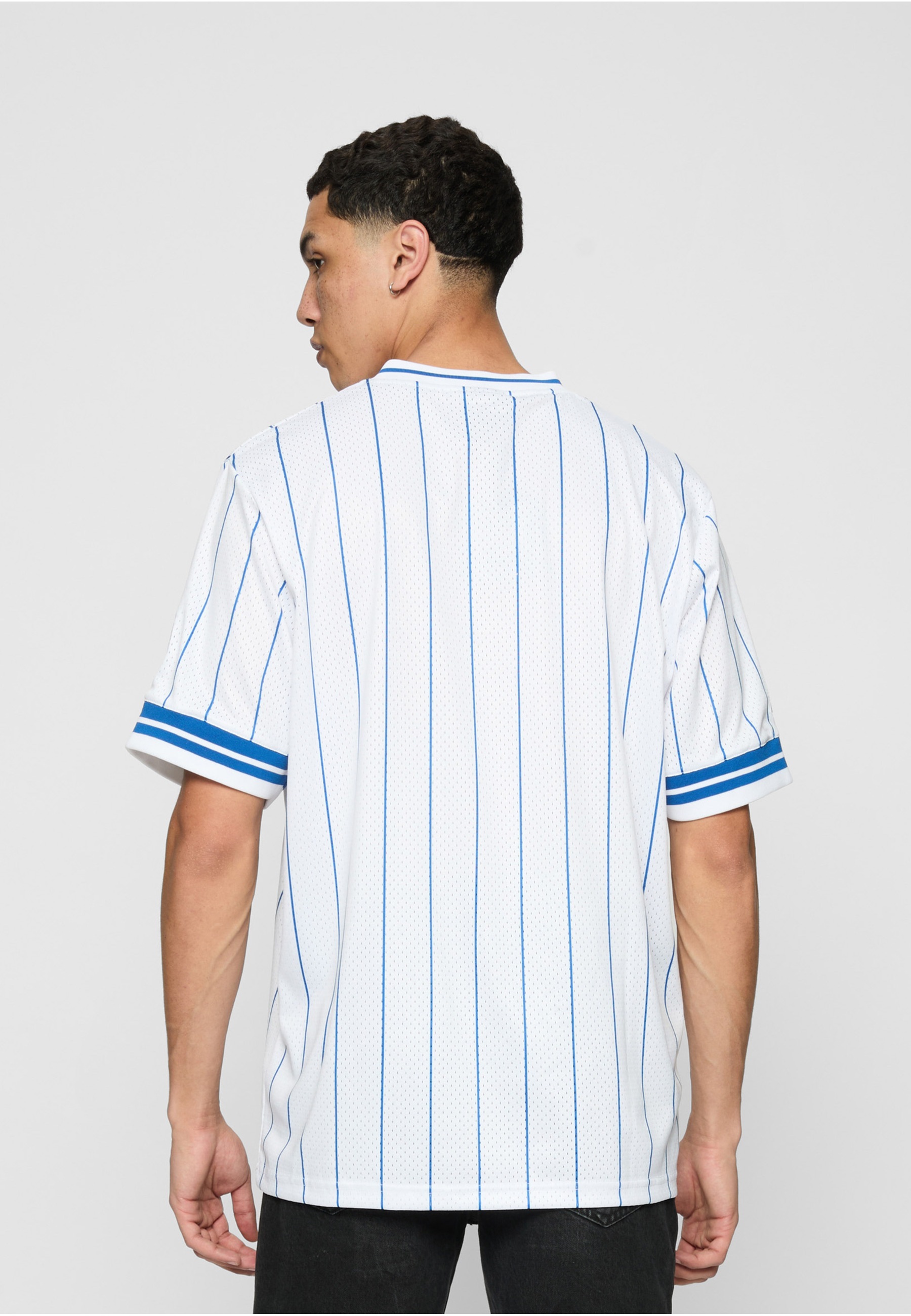 Fubu T-Shirt »Fubu Herren FM232-012-1 FUBU Retro Pinstripe Jersey« 1 Stk.