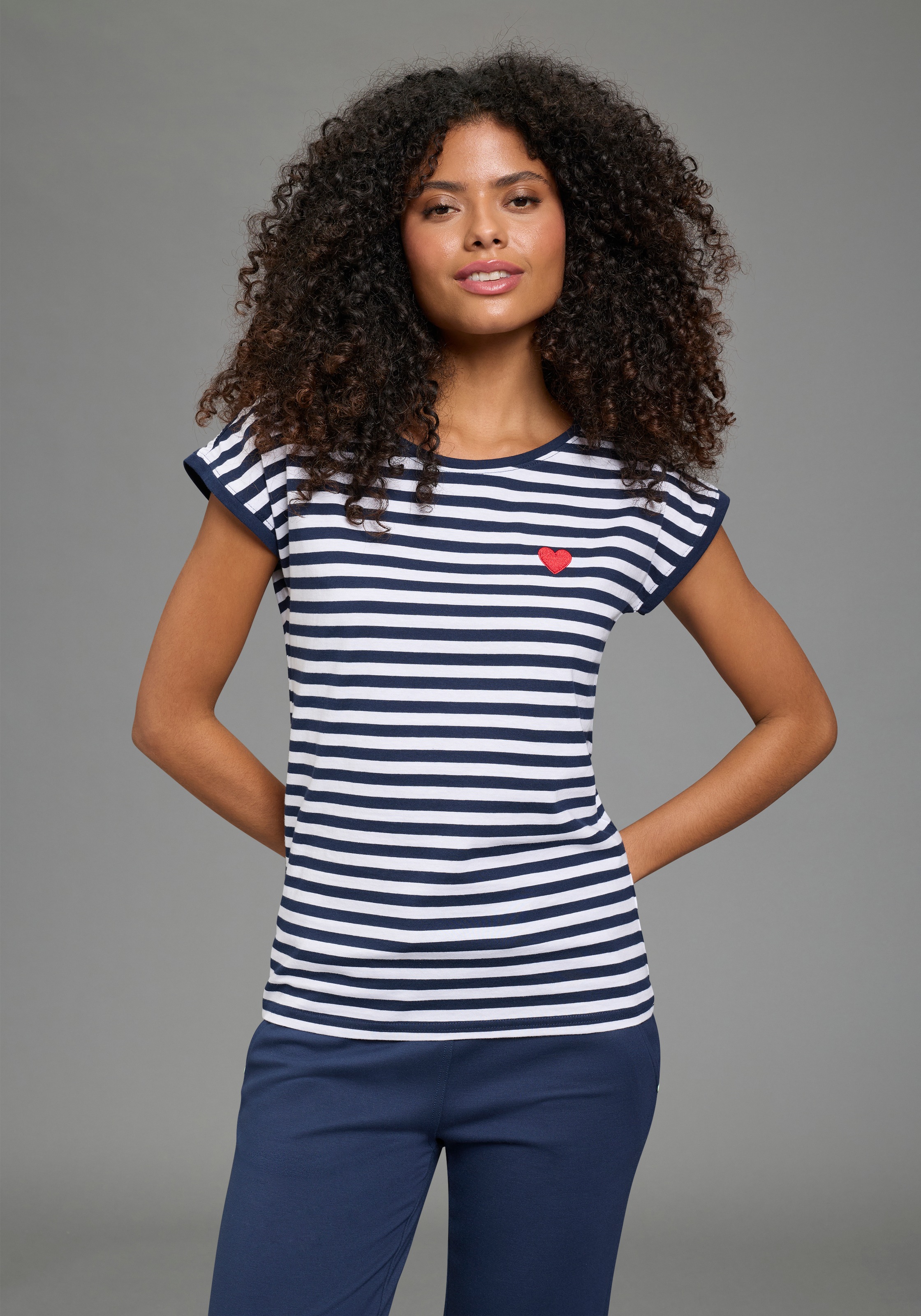 AJC Rundhalsshirt 2er-Pack, figurumspielende Passform, Rundhalsausschnitt m günstig online kaufen