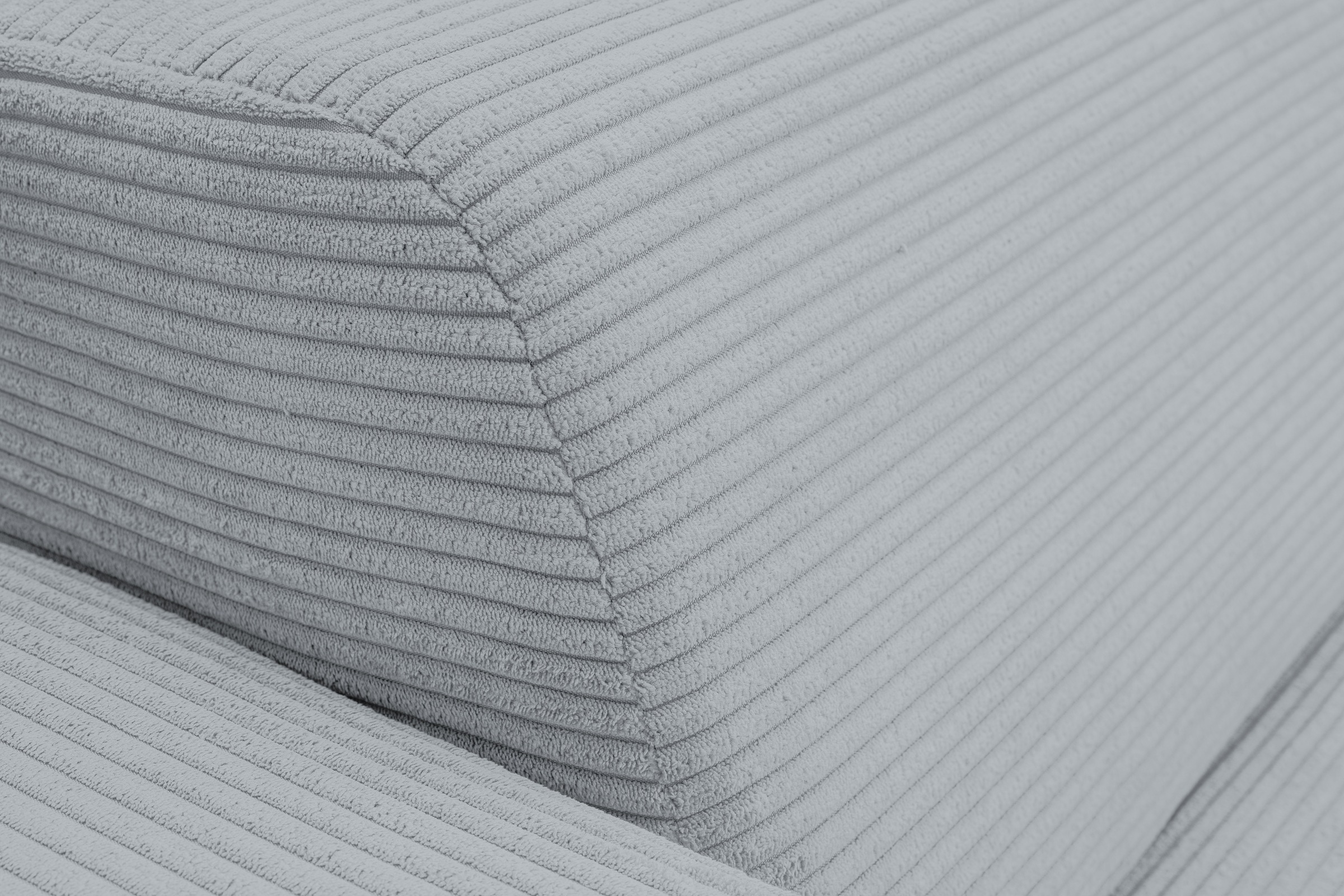 WERK2 Ecksofa »Zeus-XL, Mega-Sofa mit großer Sitztiefe, Stellmaße 311cm x 210cm«, Curvy Trend Garnitur mit urbaner Optik, bequem, Big-Sofa, L-Form