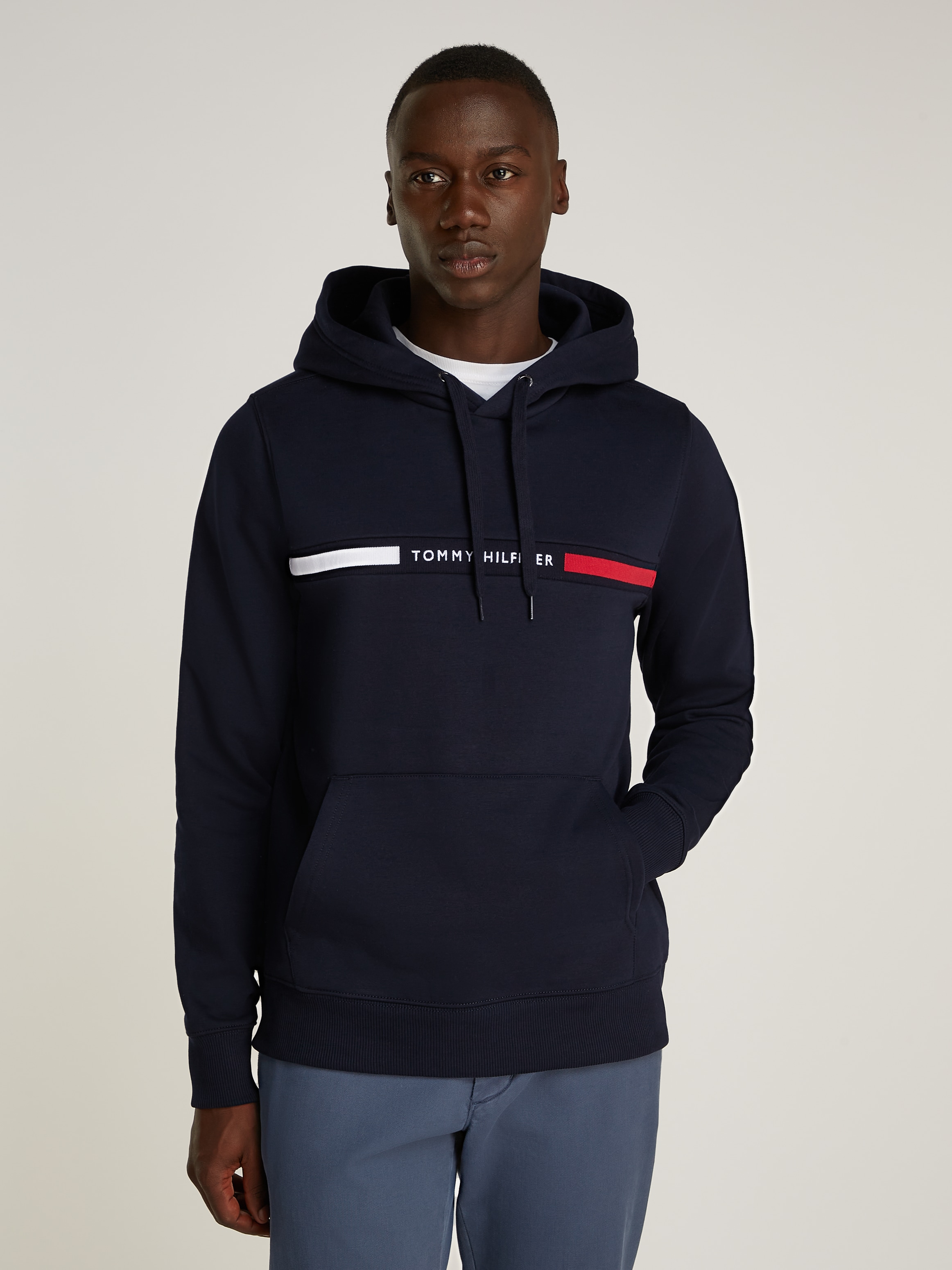 Kapuzensweatshirt »HILFIGER CHEST INSERT HOODY«, mit Kapuze, Kängurutasche,...