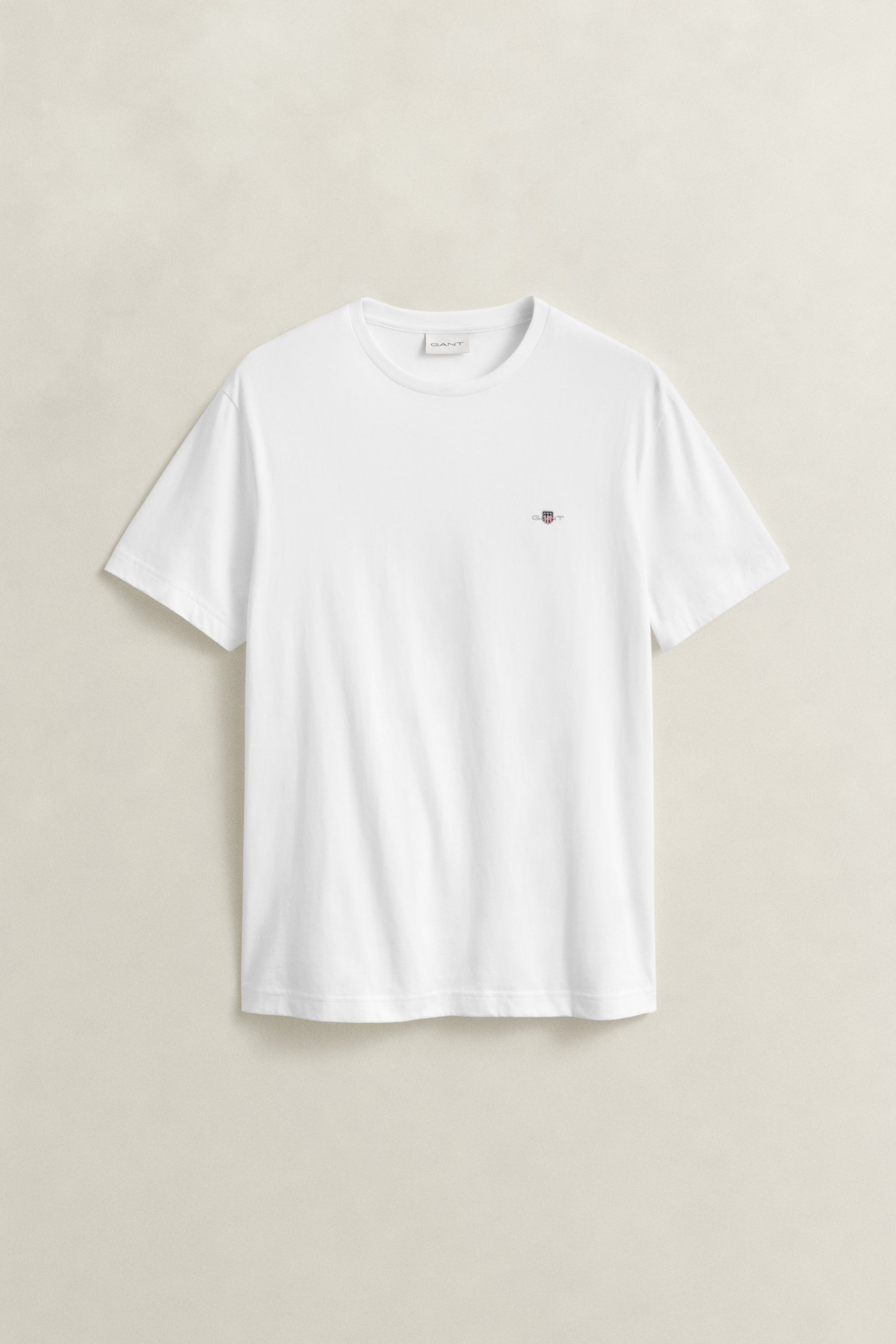 Gant T-Shirt »REG SHIELD SS T-SHIRT« mit Logostickerei auf der Brust