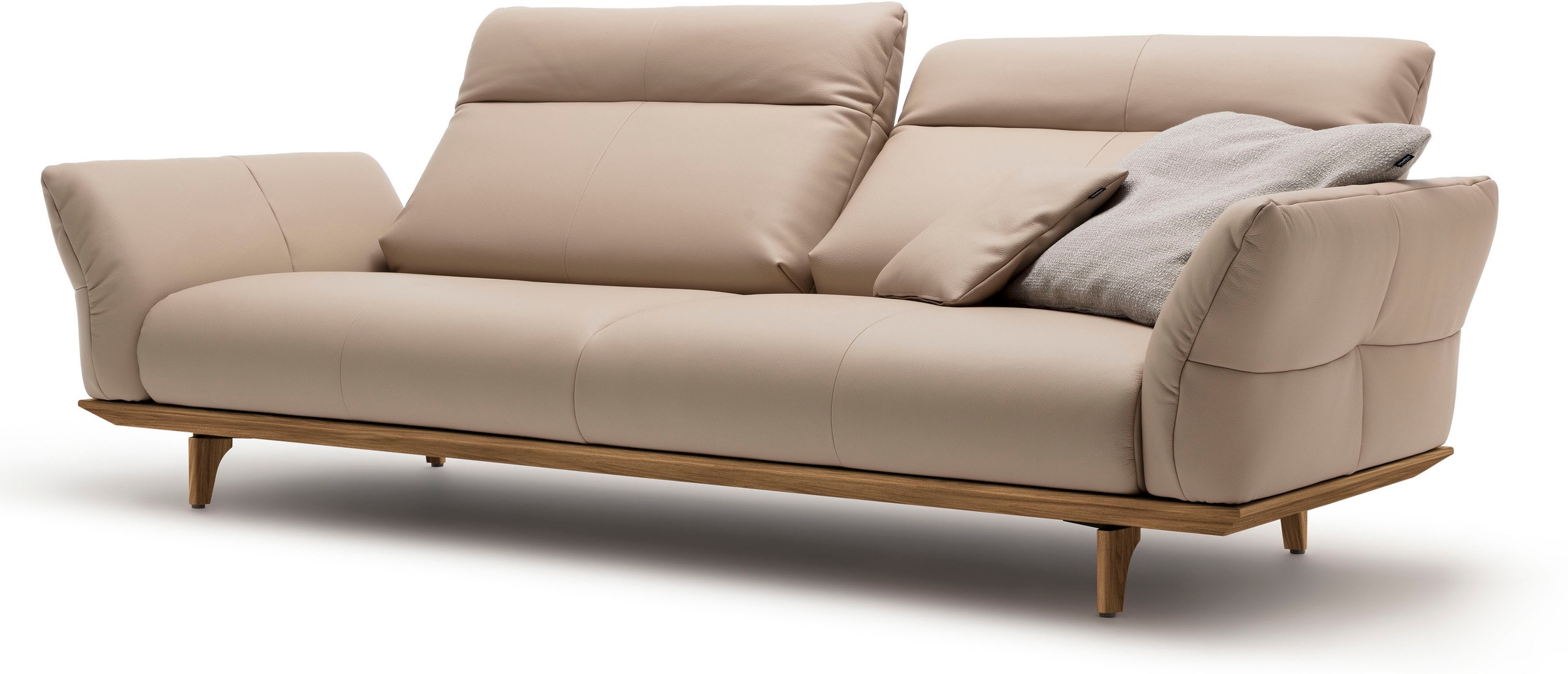 Creation BY ROLF BENZ 3,5-Sitzer »CR.460«, Sockel und Füße in Nussbaum, Breite 228 cm