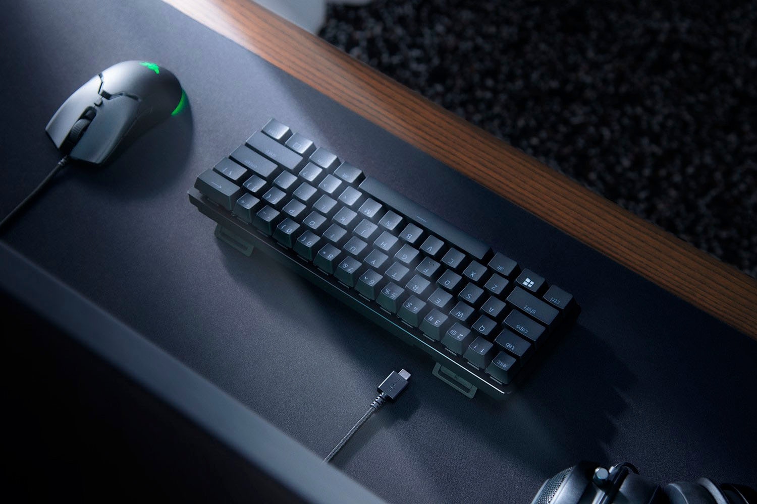 RAZER Gaming-Tastatur »Huntsman Mini - Clicky Optical Switch (Lila) - DE - Schwarz«, (Funktionstasten)