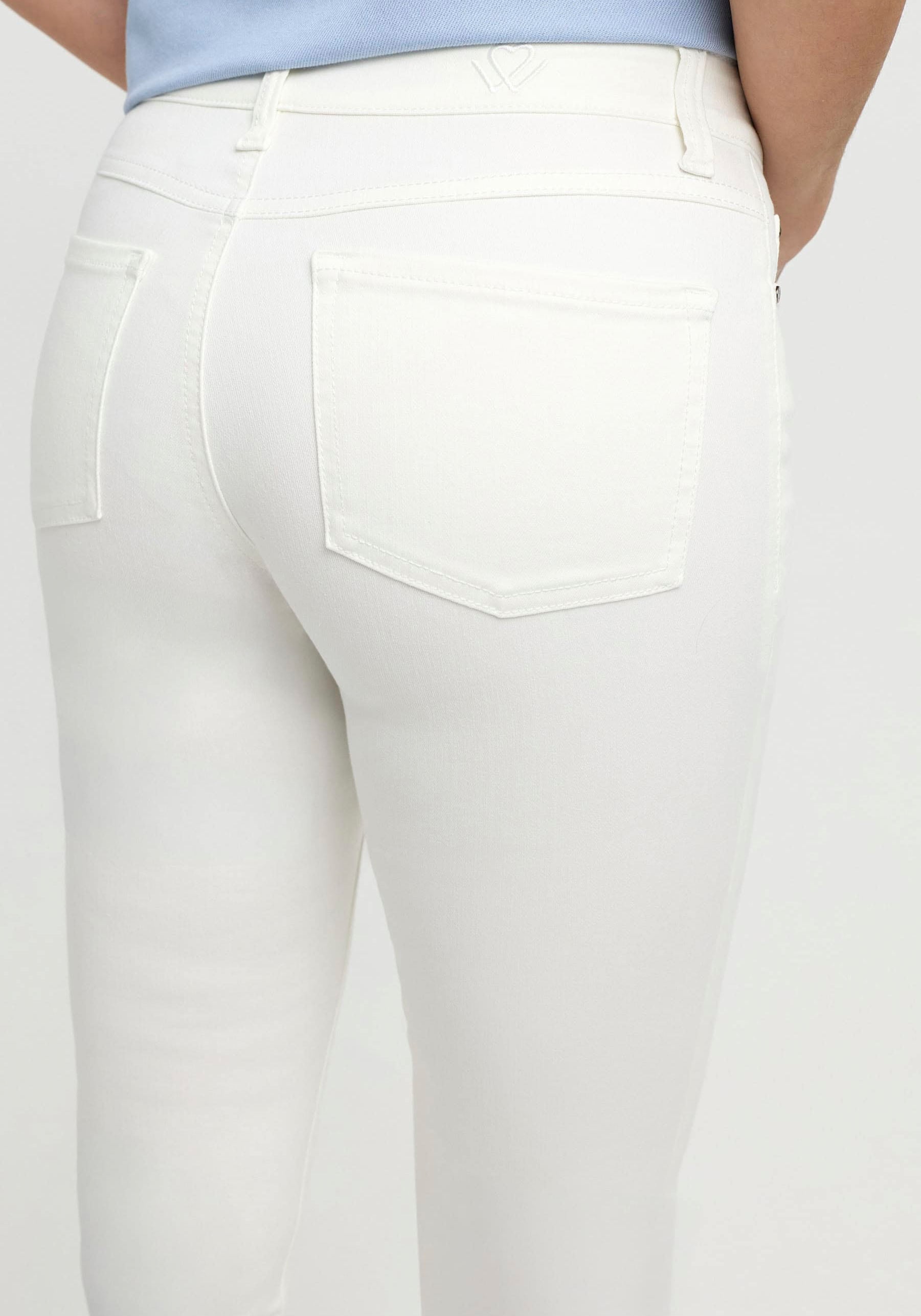 wonderjeans Skinny-fit-Jeans, mit Logostickerei