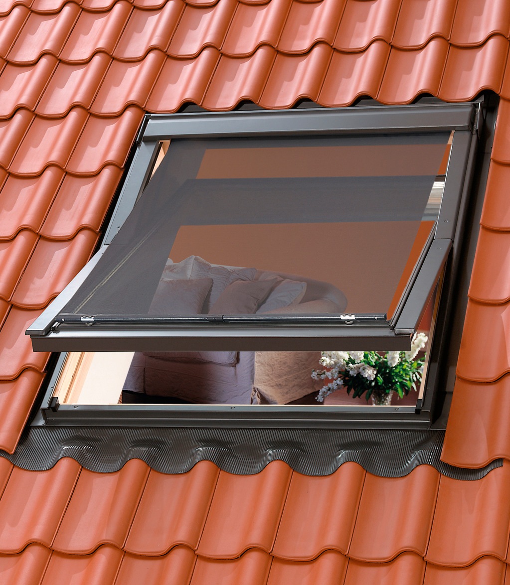 VELUX Hitzeschutz-Markise, für Dachfenstergröße 102/104 (Fenstertyp GGU, GGL, GPU und GPL)