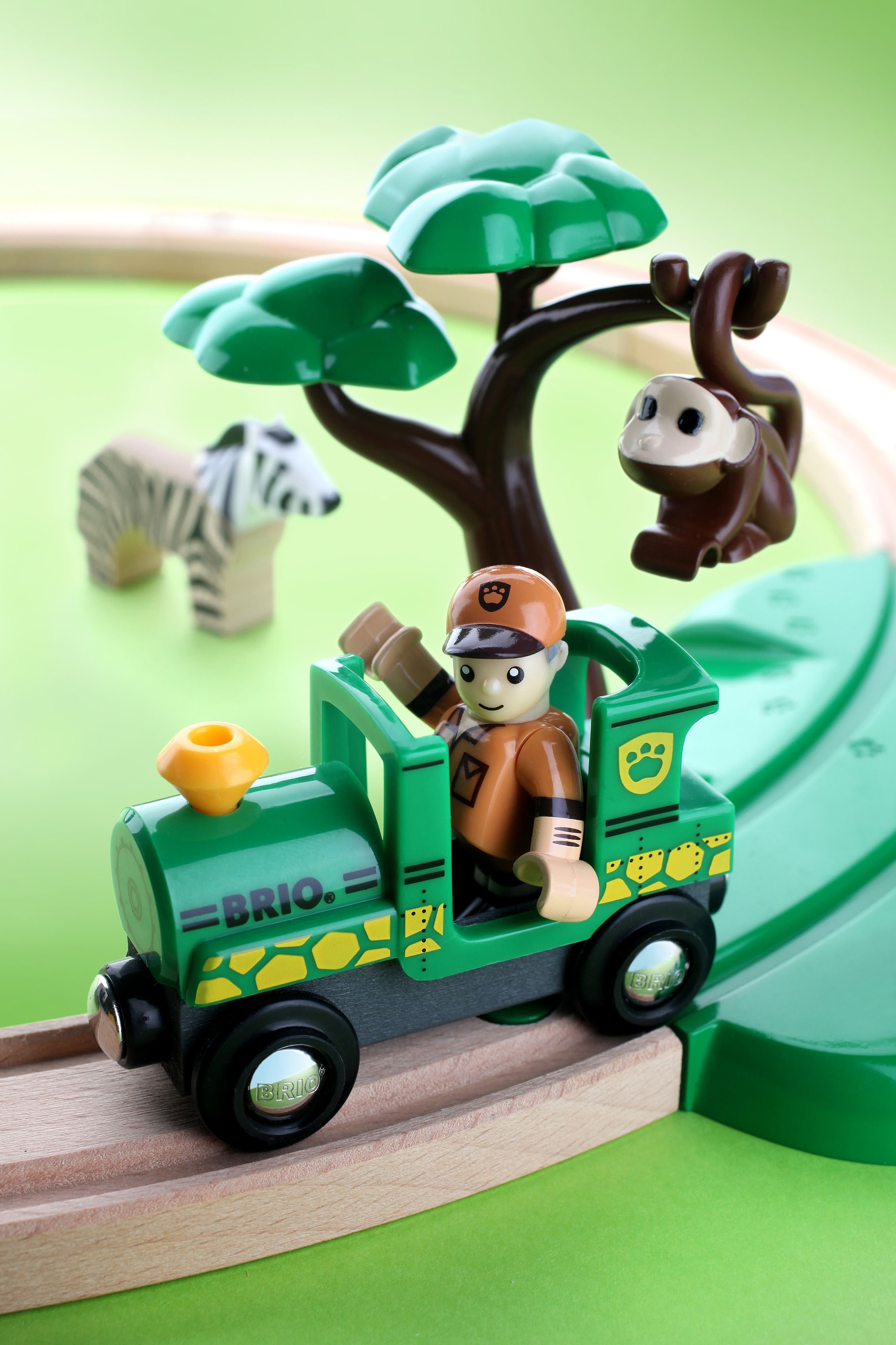 BRIO® Spielzeug-Eisenbahn »BRIO® WORLD, Safari Bahn Set«, (Set), FSC®- schützt Wald - weltweit