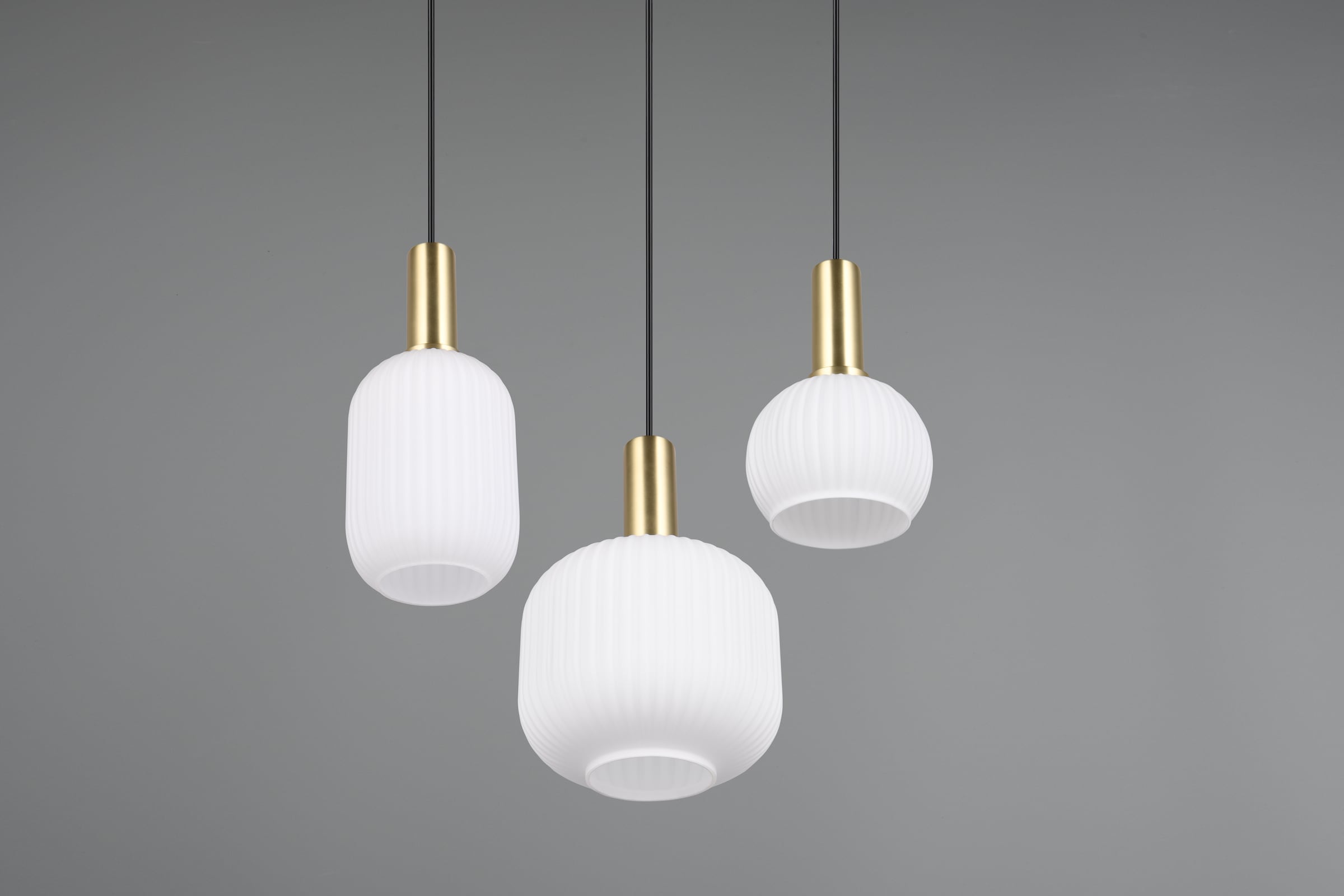 TRIO Leuchten Pendelleuchte »DIVA, E27 Hängelampe 3-flammig mit Glasschirm, exkl 3xE27 max 10W«, 3 flammig, Leuchtmittel E27 | Leuchtmittel wechselbar, höhenverstellbar bis max 150cm Hängeleuchte Ø 30 cm Wohnzimmer Küche
