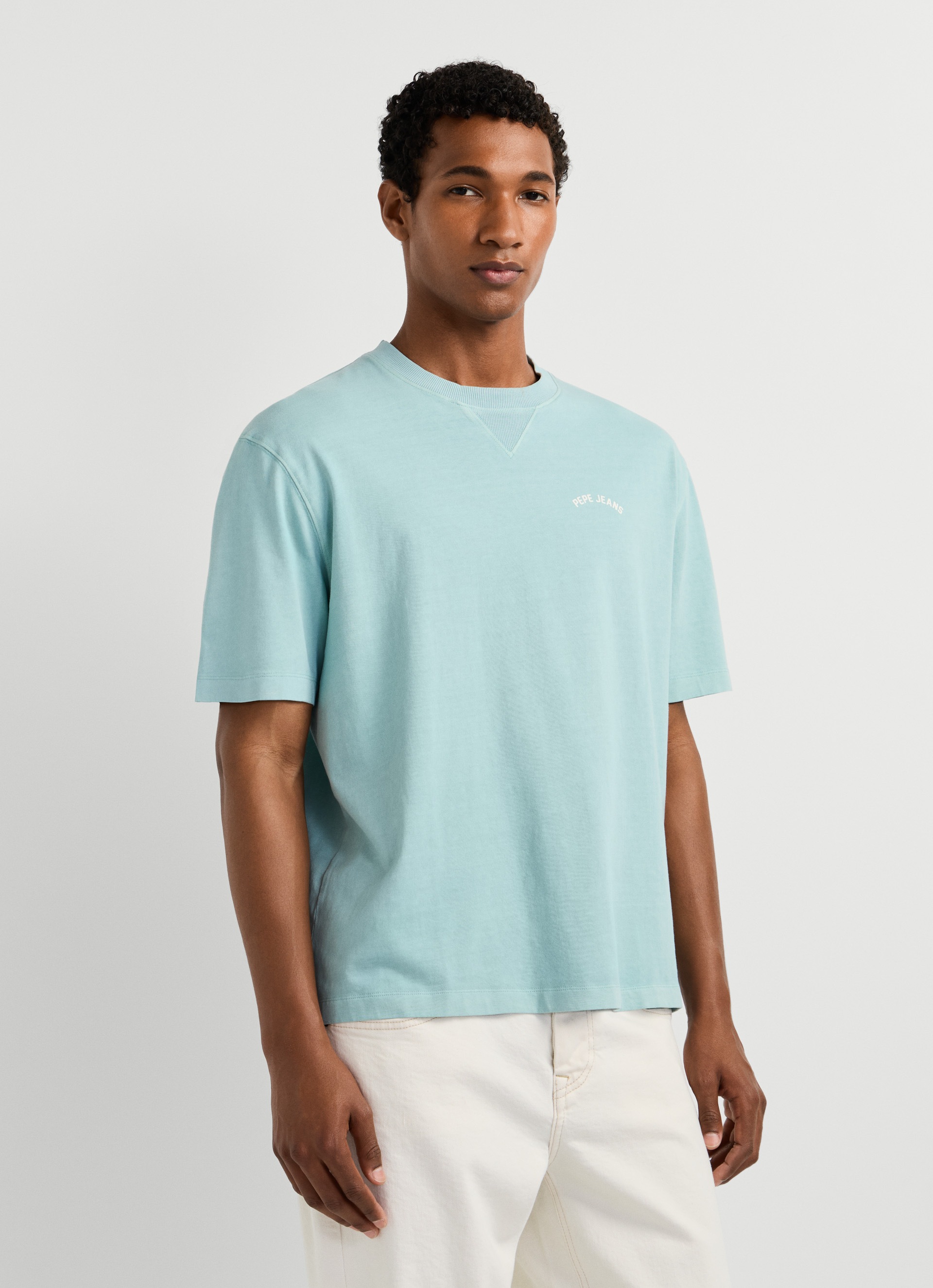 Pepe Jeans T-Shirt »JOHN TEE« mit V-Naht am Rundhals