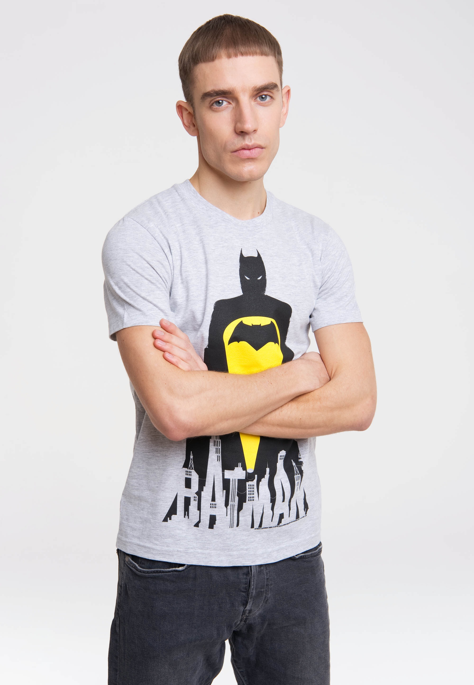 LOGOSHIRT T-Shirt »DC - Batman - Skyline«, mit Batman-Motiv