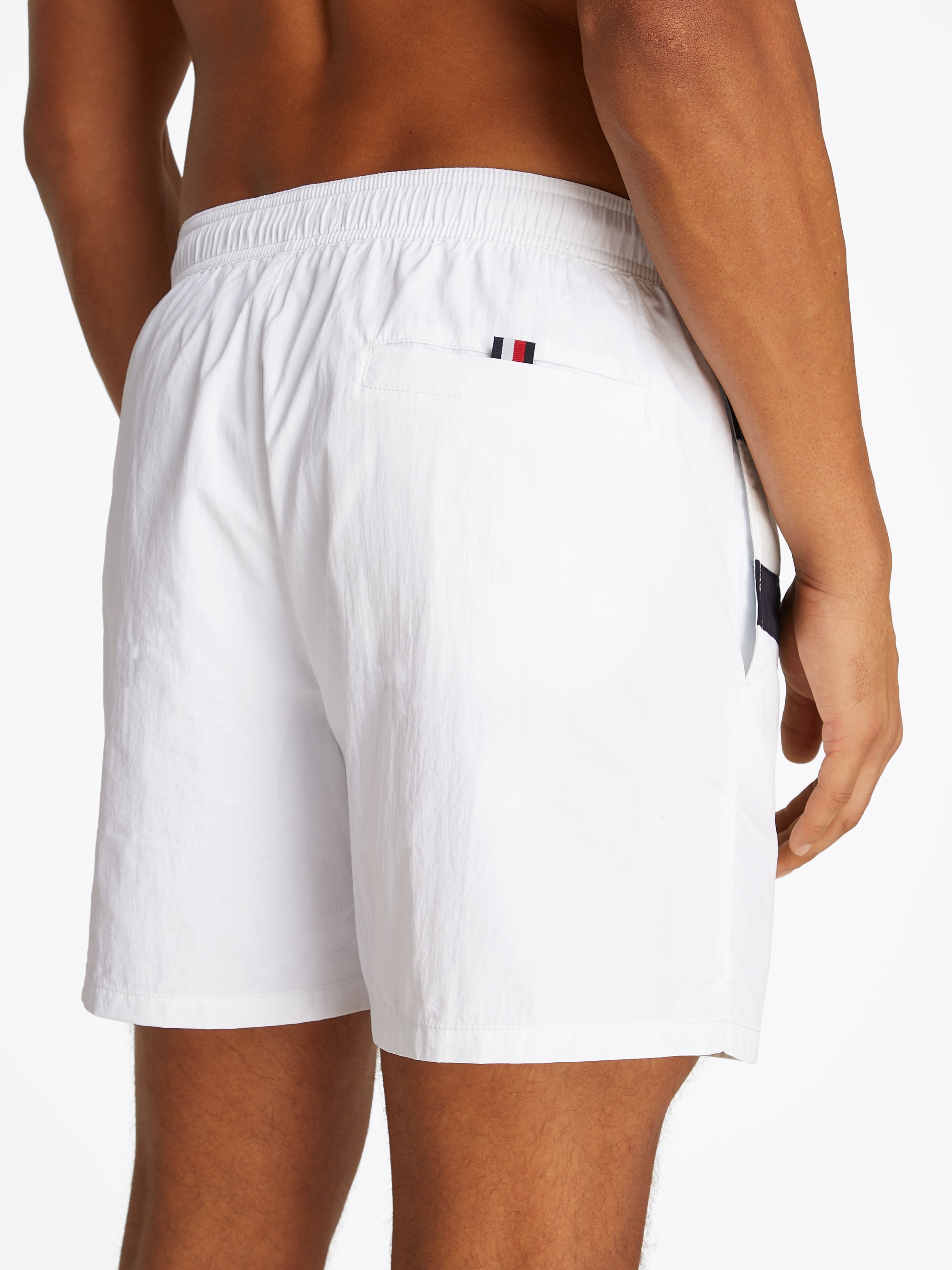 Tommy Hilfiger Swimwear Badeshorts "MEDIUM DRAWSTRING", mit großem Logo günstig online kaufen