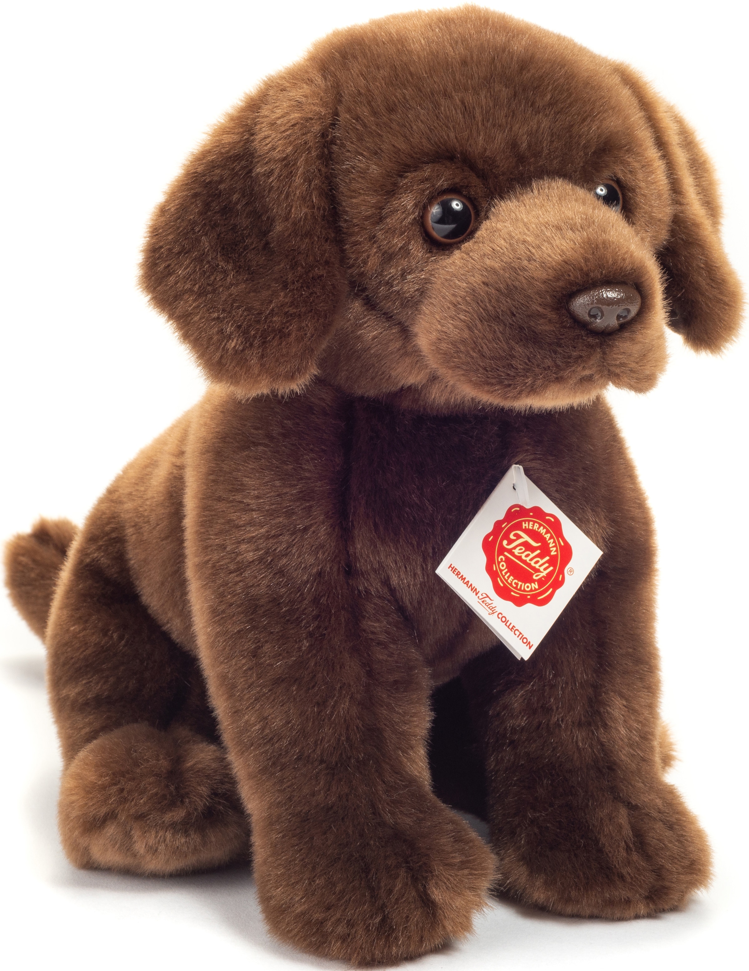 Teddy Hermann® Kuscheltier »Labrador sitzend dunkelbraun 25 cm«, zum Teil aus recyceltem Material