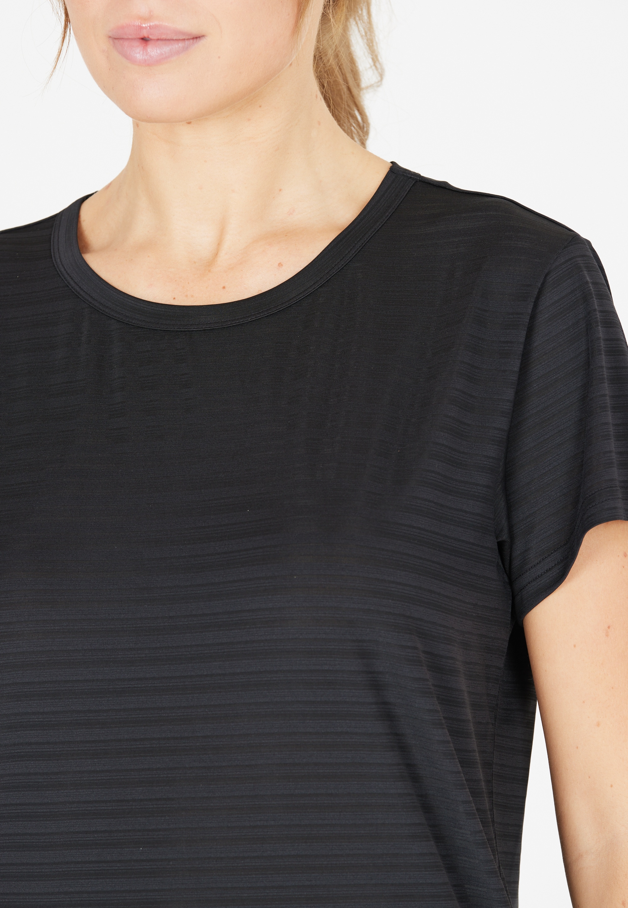WHISTLER Funktionsshirt »Skylon«, im vielseitigen und bequemen Design