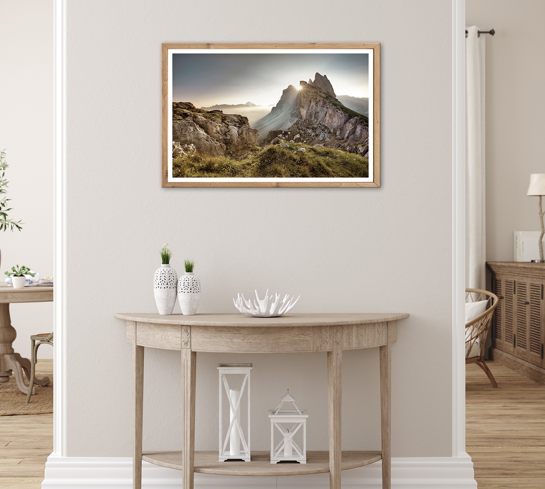 Bönninghoff Bild mit Rahmen »Wandbild gerahmt BERGE SONNENAUFGANG 50x70 cm – Landschaftsbild Alpen« Berge | Blumen | Felsen | Natur | Sonnenaufgang 1 Stk. tlg. mit dekorativem Rahmen
