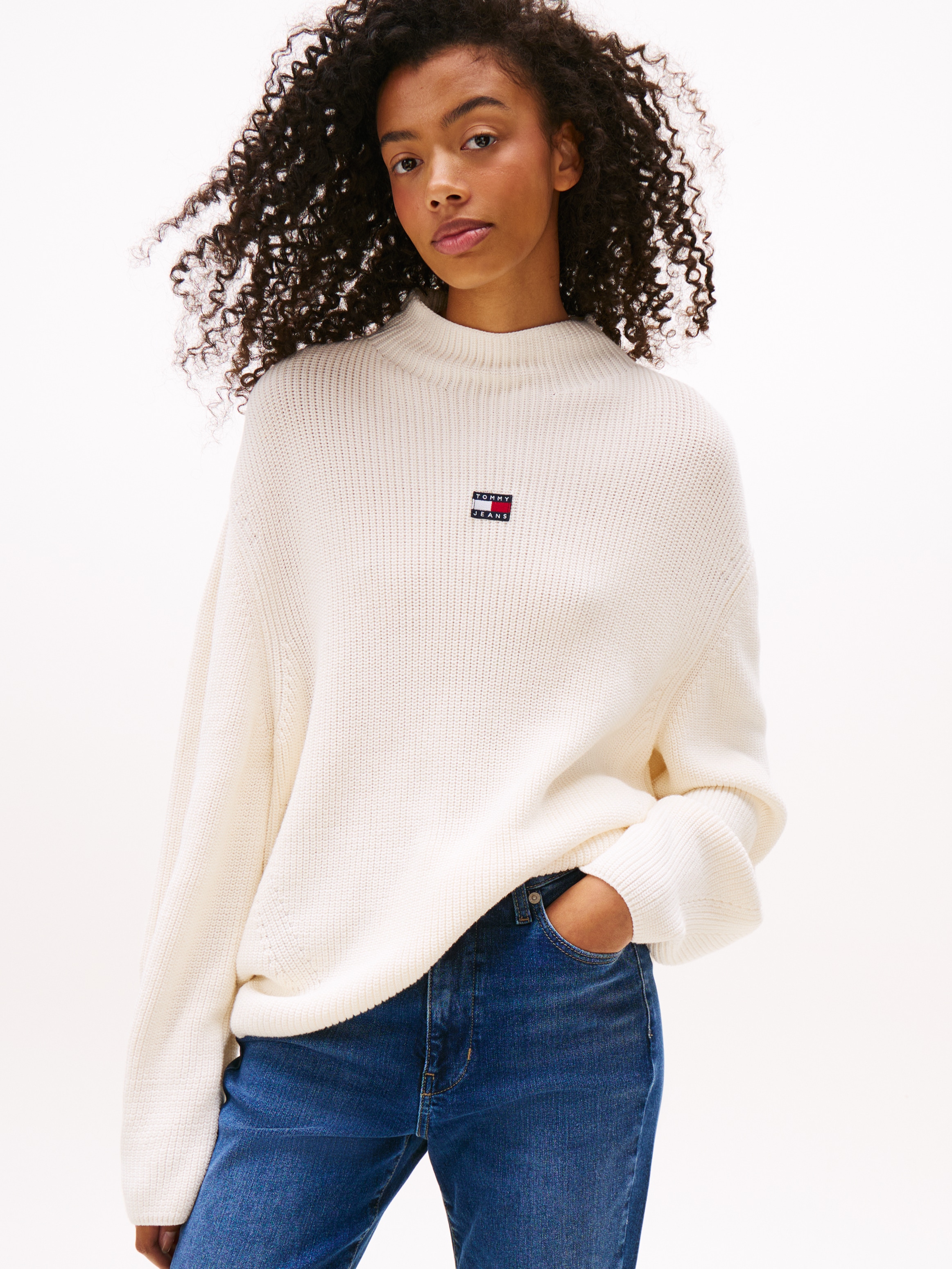 Tommy Jeans Stehkragenpullover "TJW MOCKNECK BADGE SWEATER" günstig online kaufen