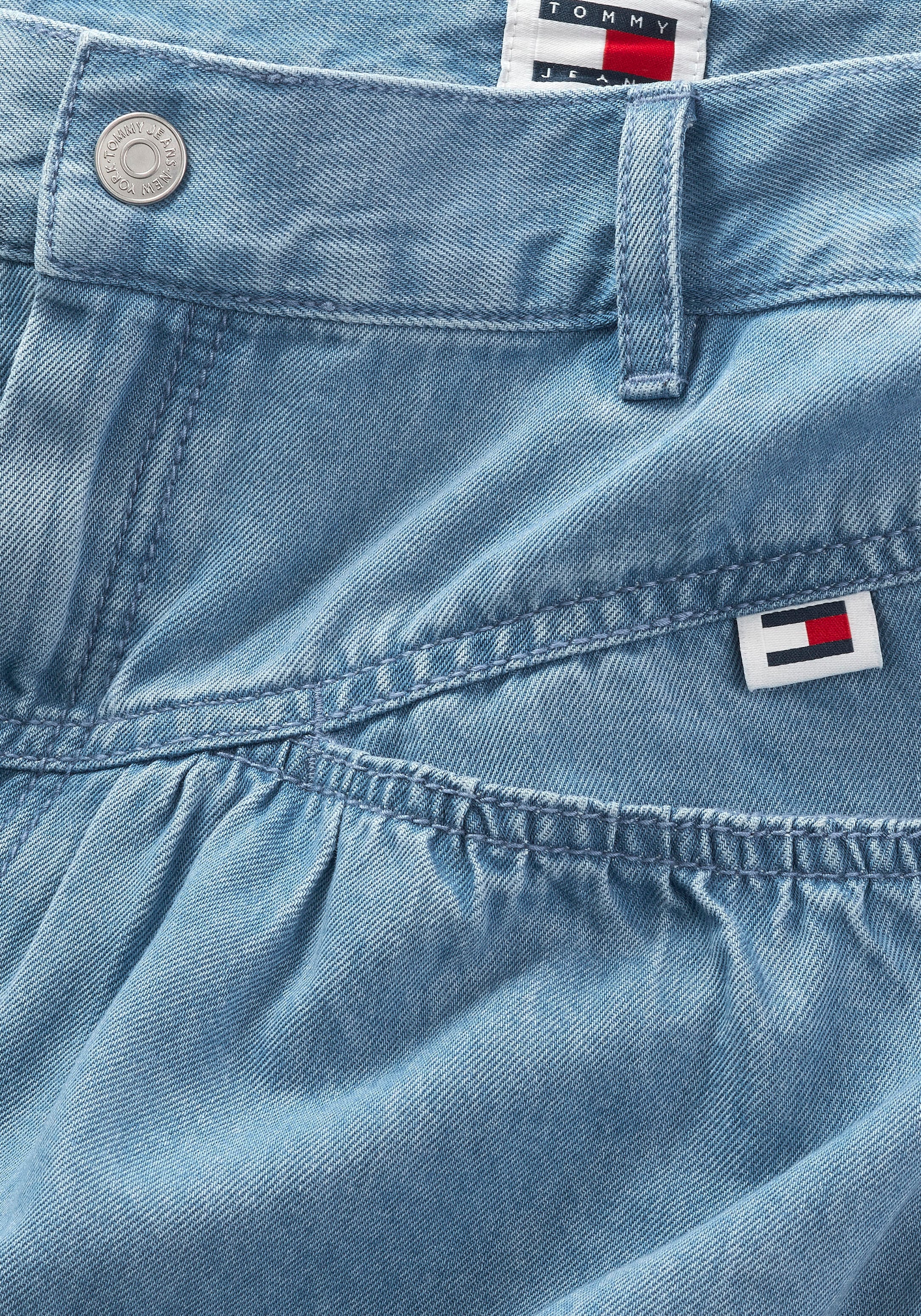 Tommy Jeans Bleistiftrock »TJW bestellen CHAMBRAY Logopatch mit MINI für | BAUR SKIRT«