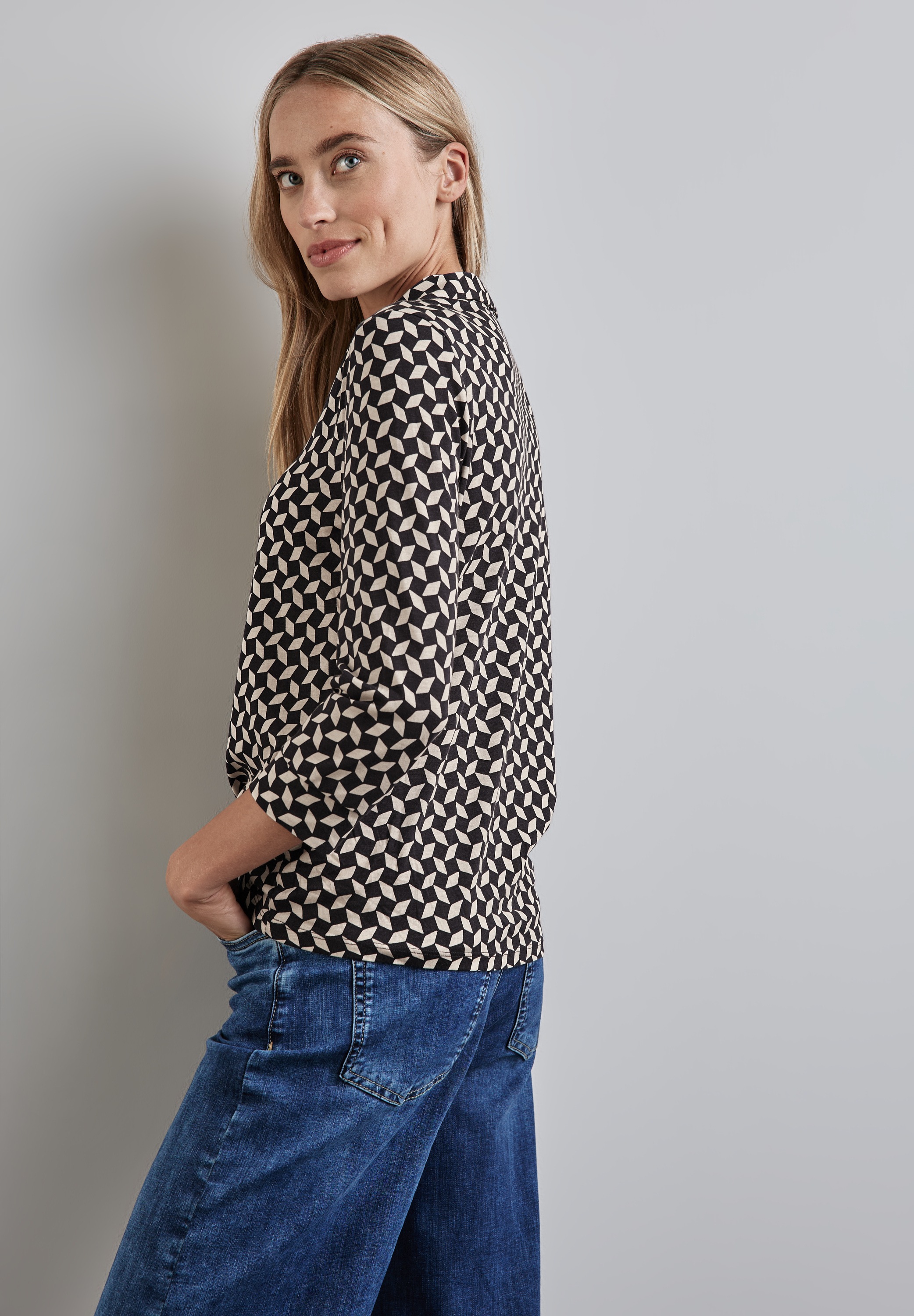 STREET ONE Shirtbluse, mit Allover-Muster günstig online kaufen