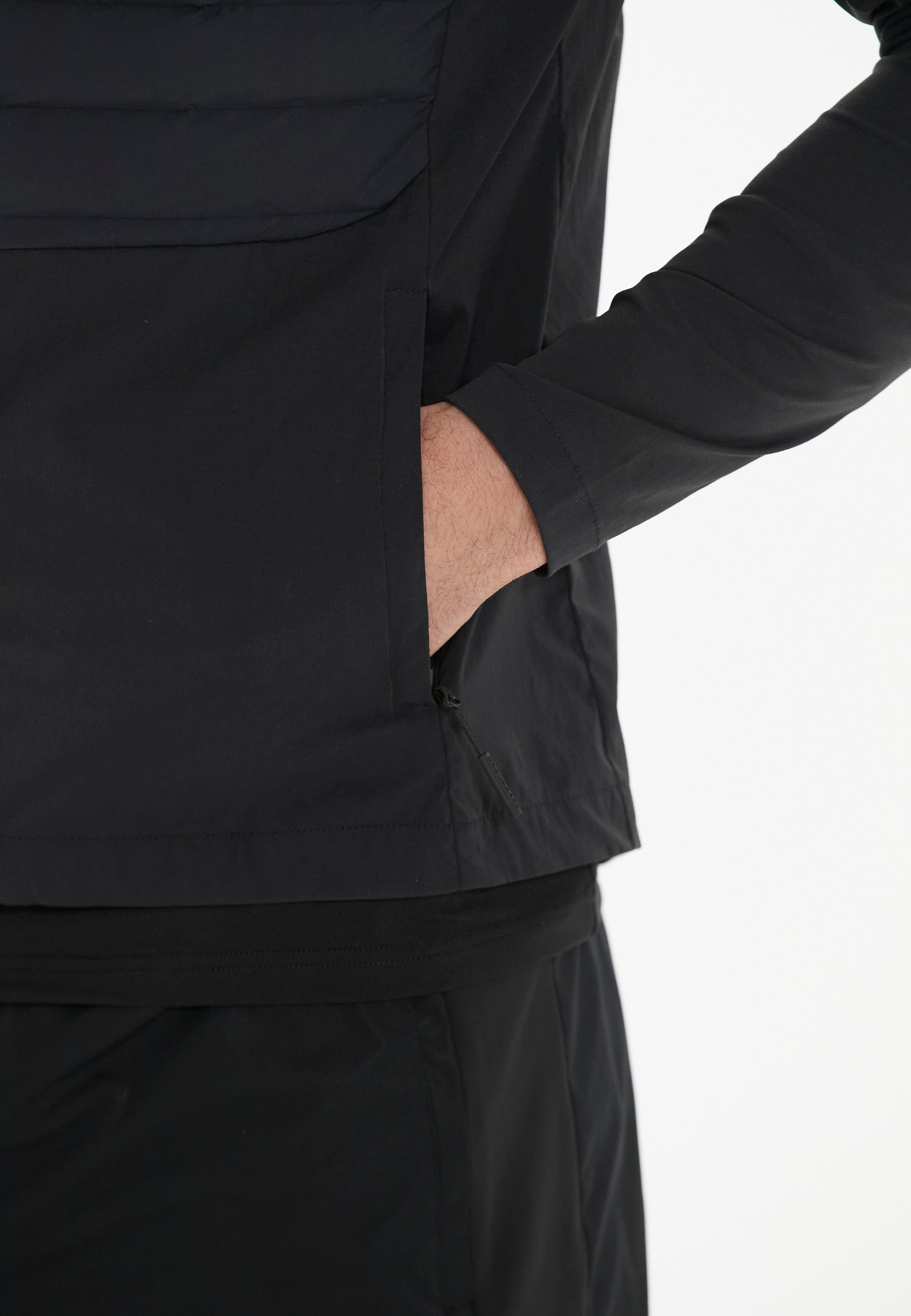 ENDURANCE Laufjacke »Benst«, aus winddichtem Material